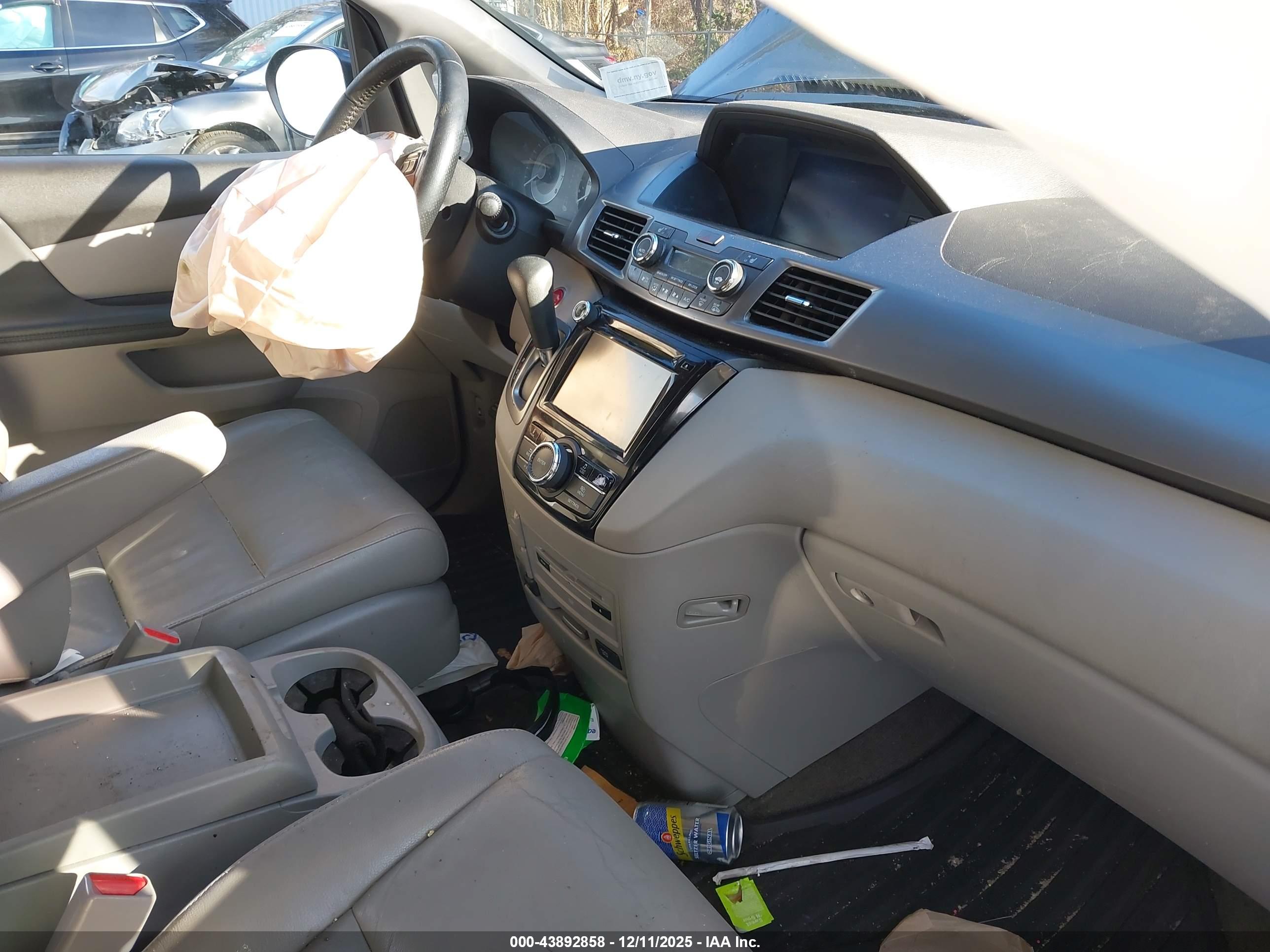 HONDA ODYSSEY image 5