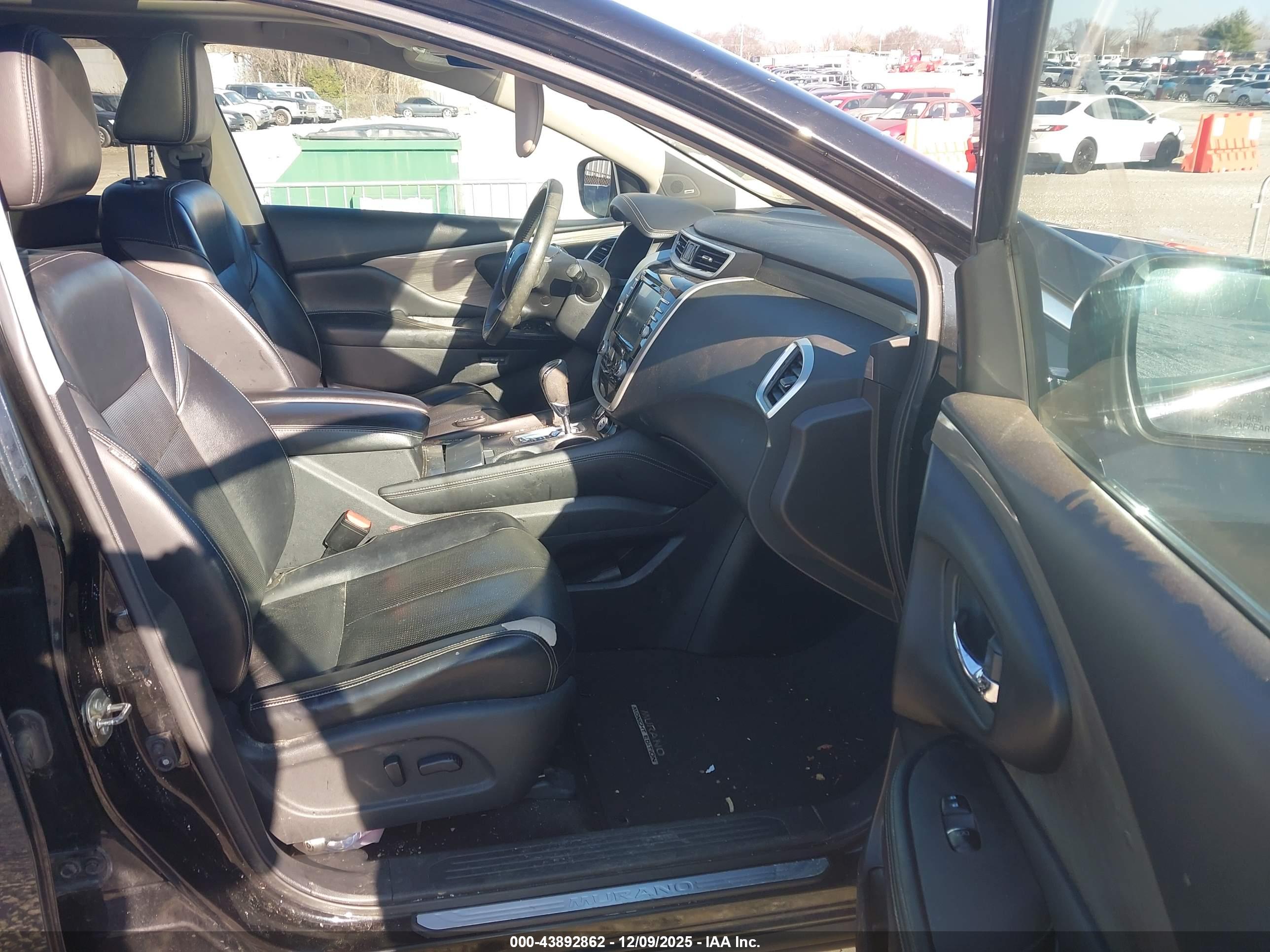 NISSAN MURANO image 5