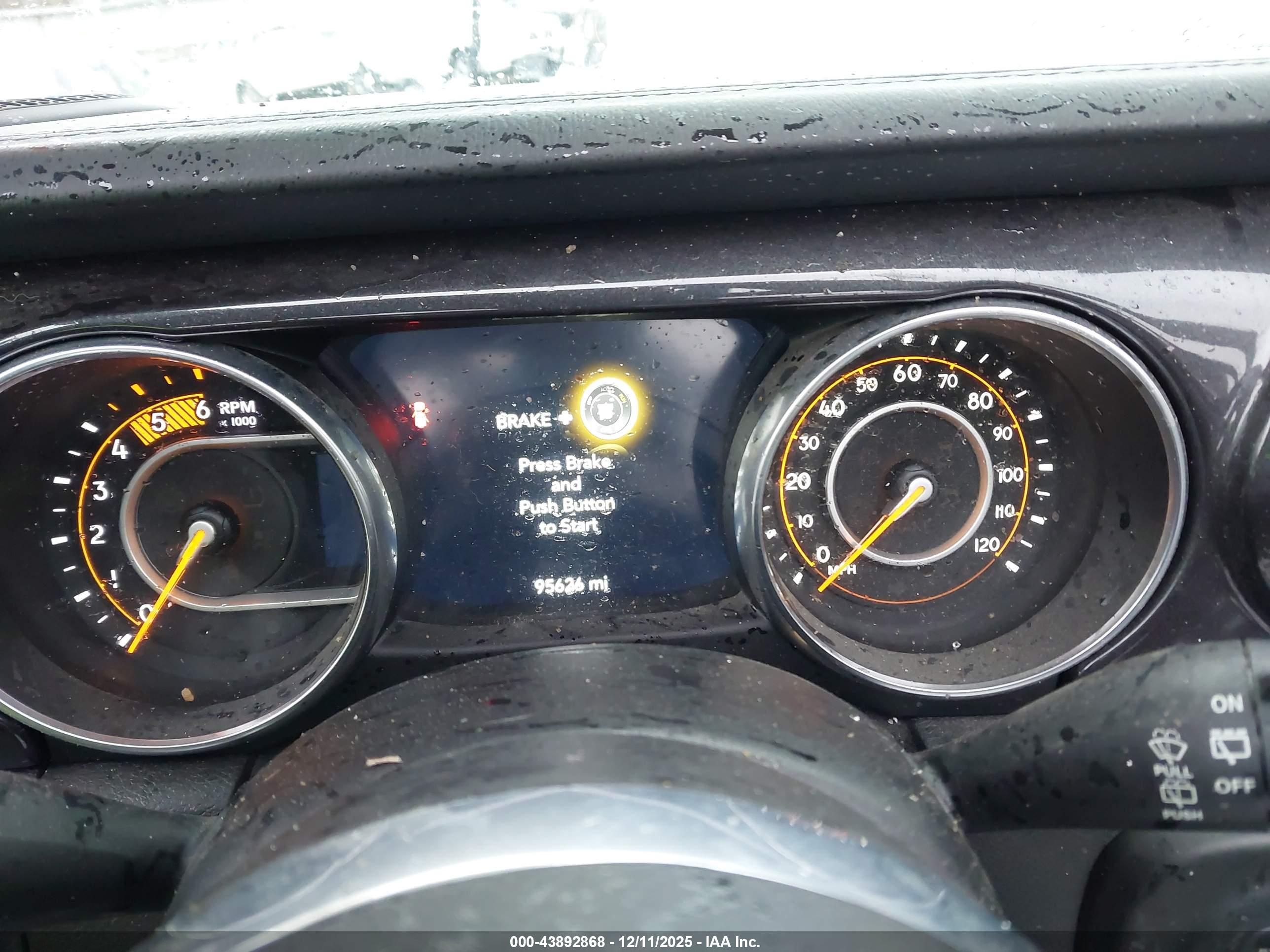 JEEP WRANGLER image 7