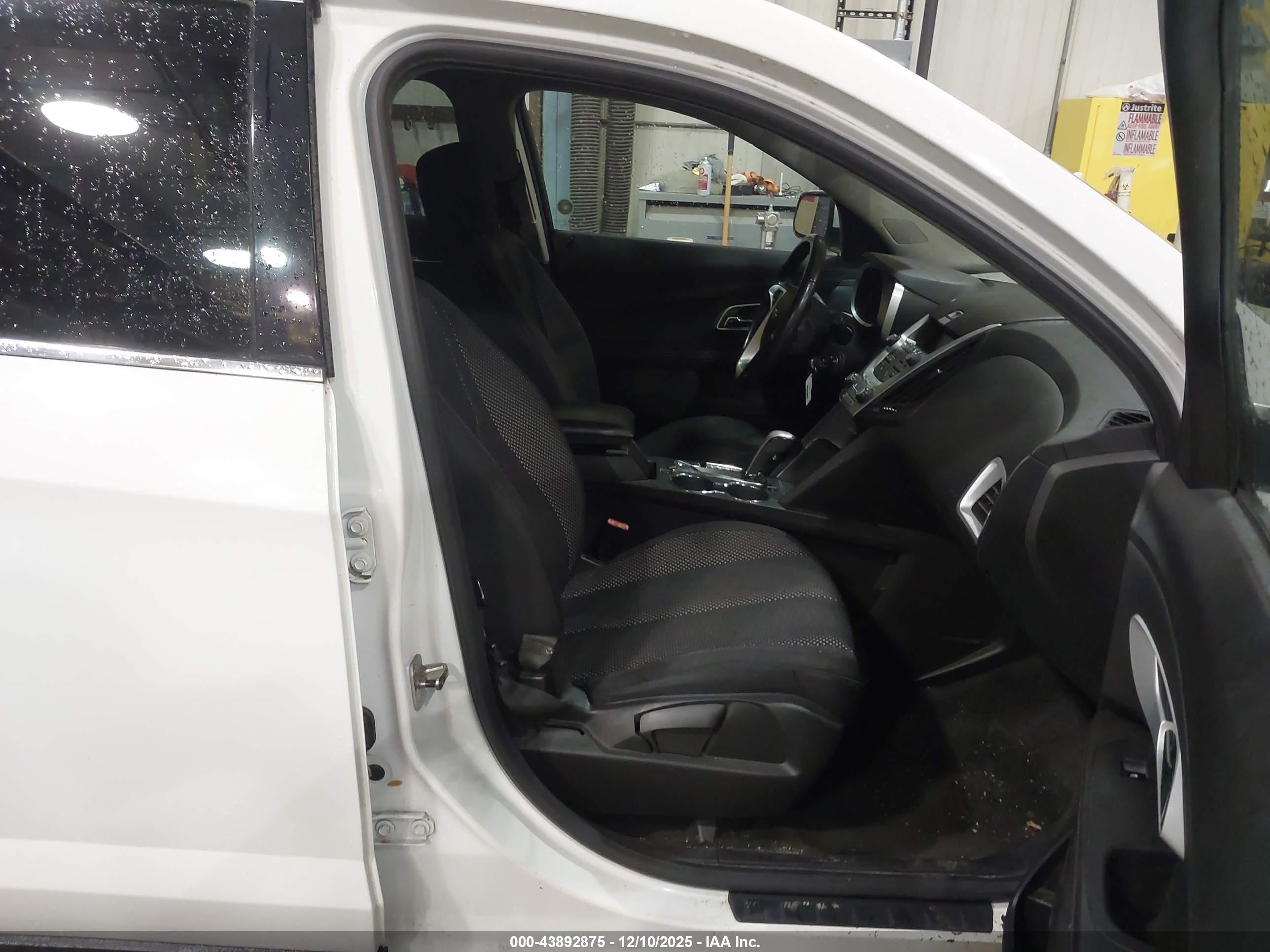 CHEVROLET EQUINOX image 5