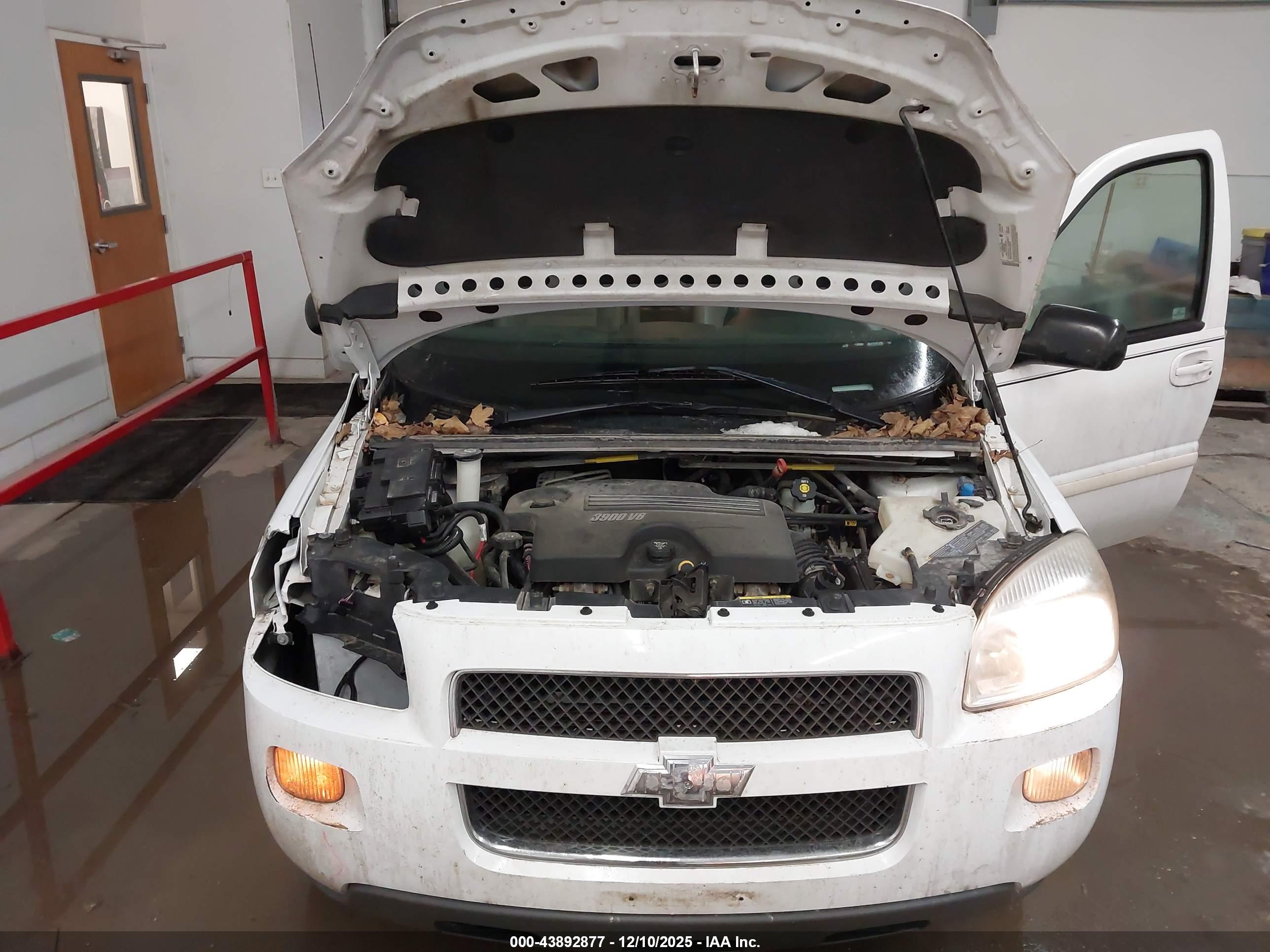 CHEVROLET UPLANDER image 10