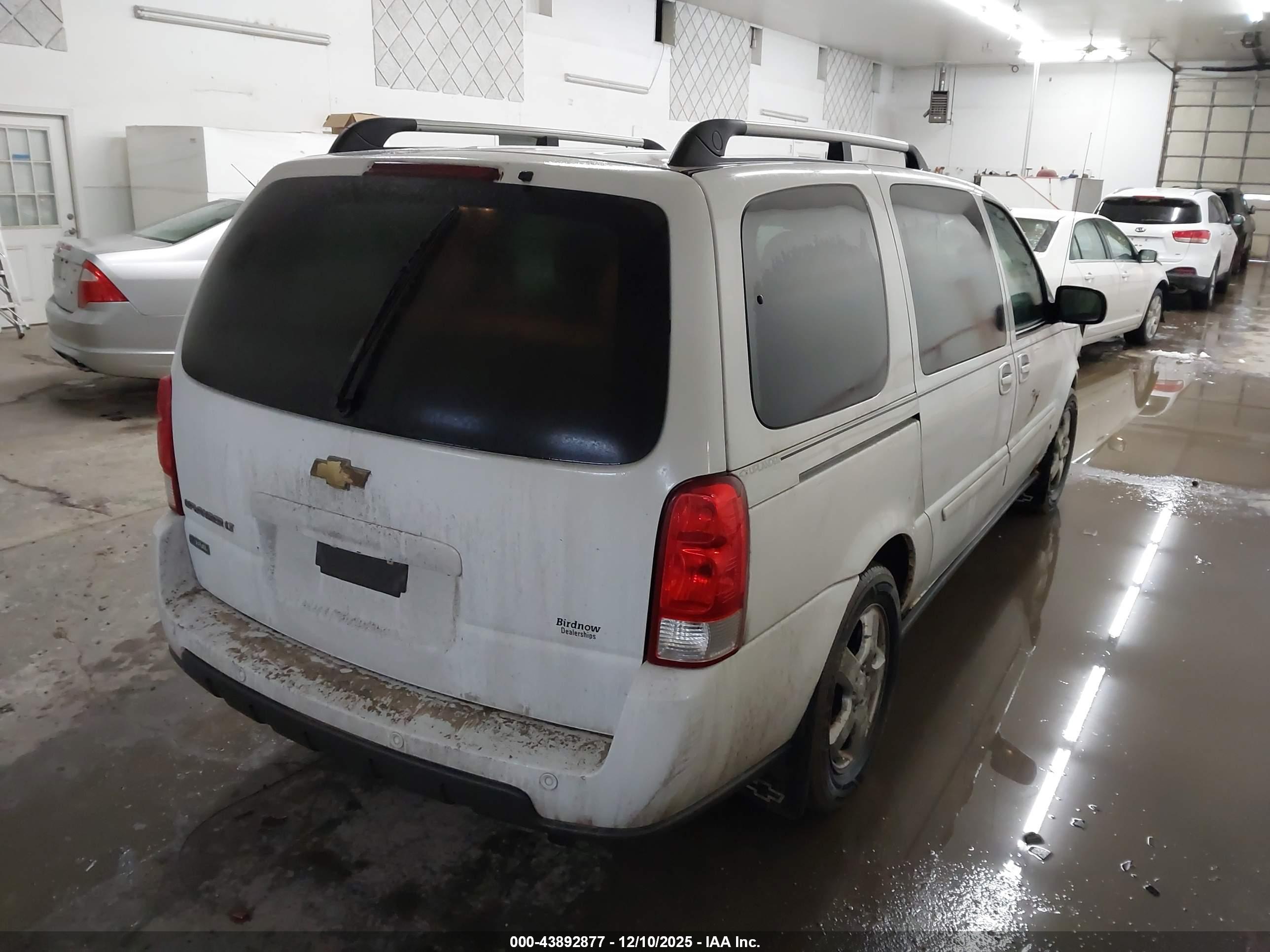 CHEVROLET UPLANDER image 4