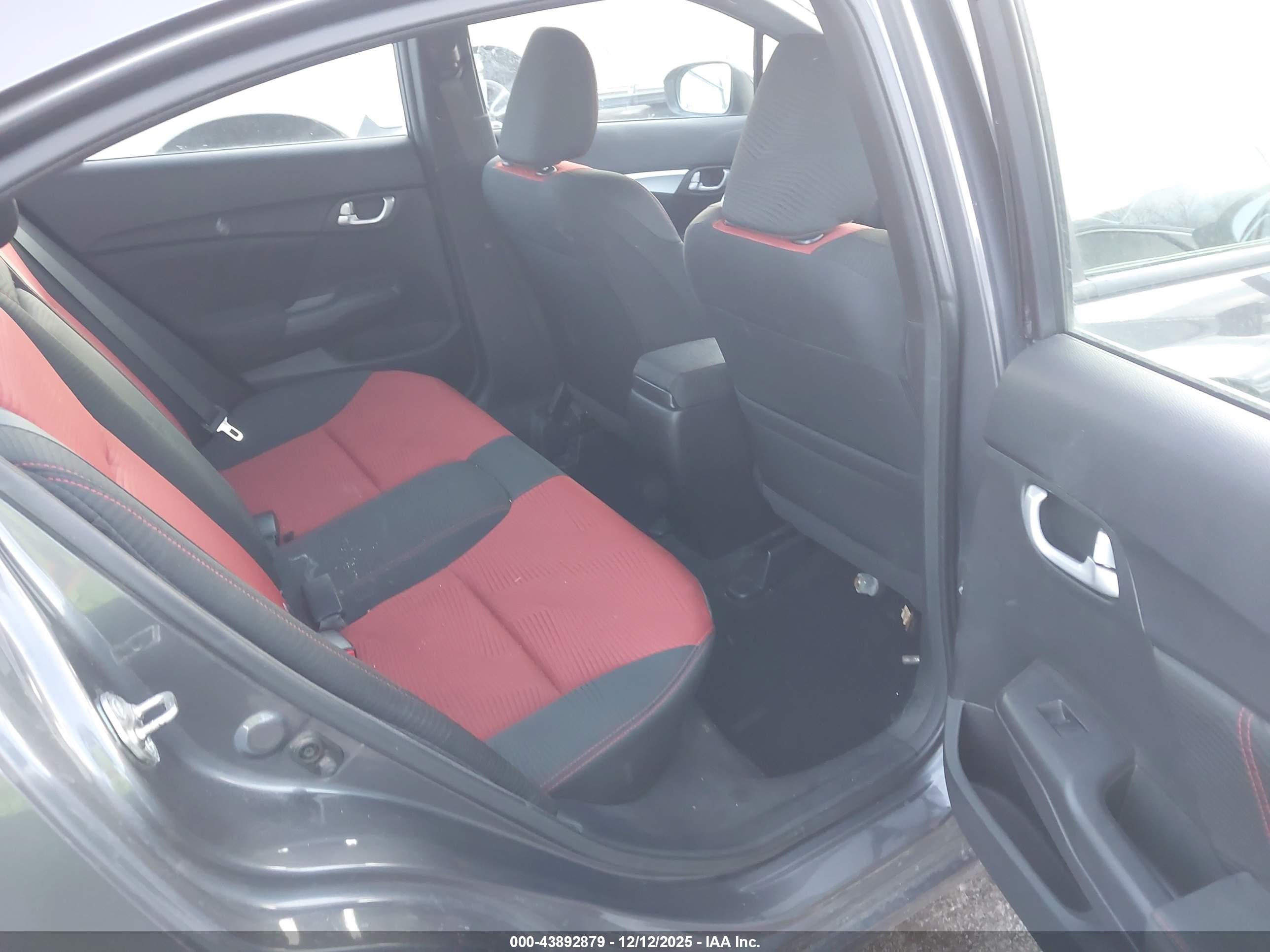 HONDA CIVIC image 8