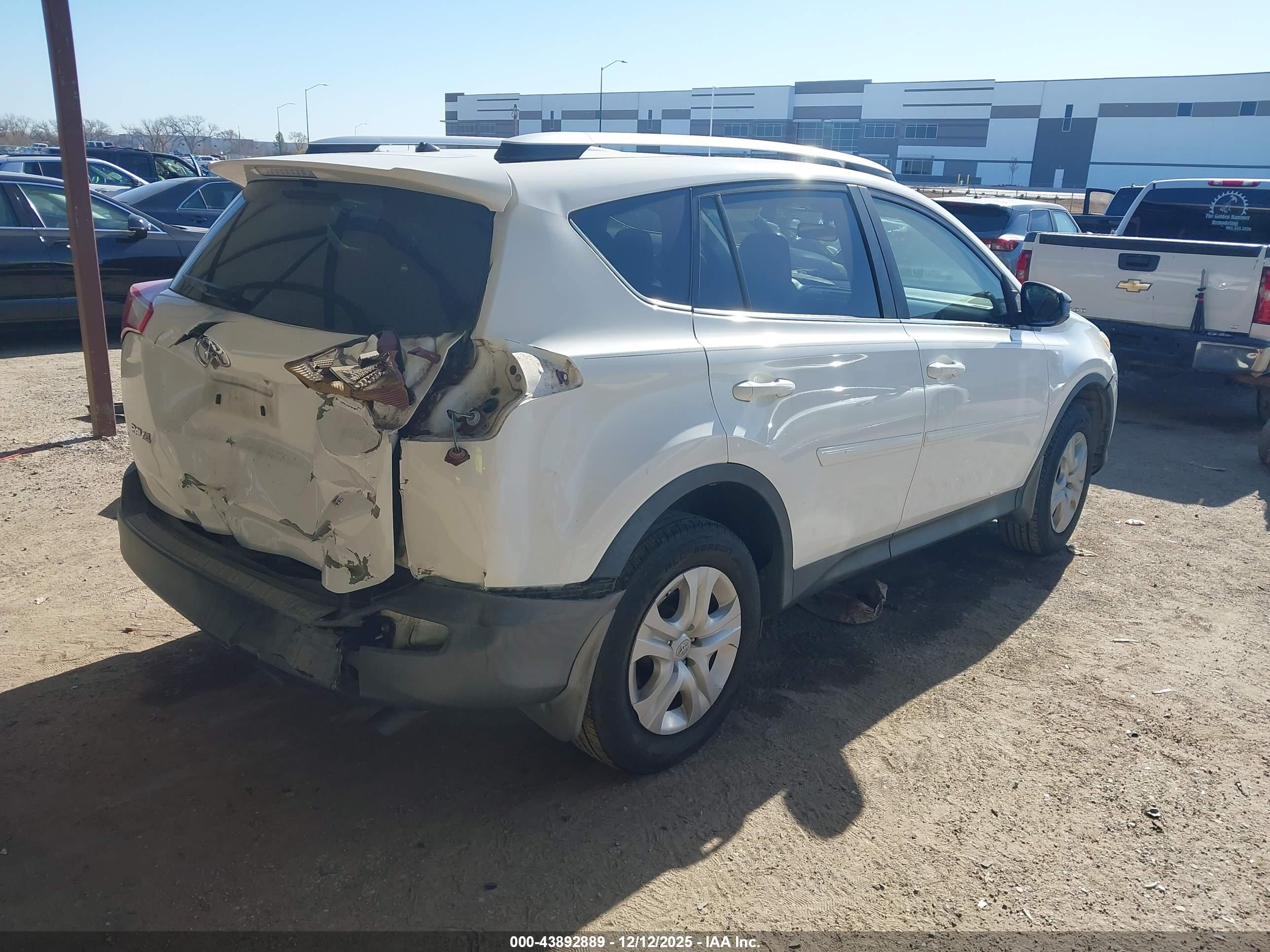TOYOTA RAV4 image 4