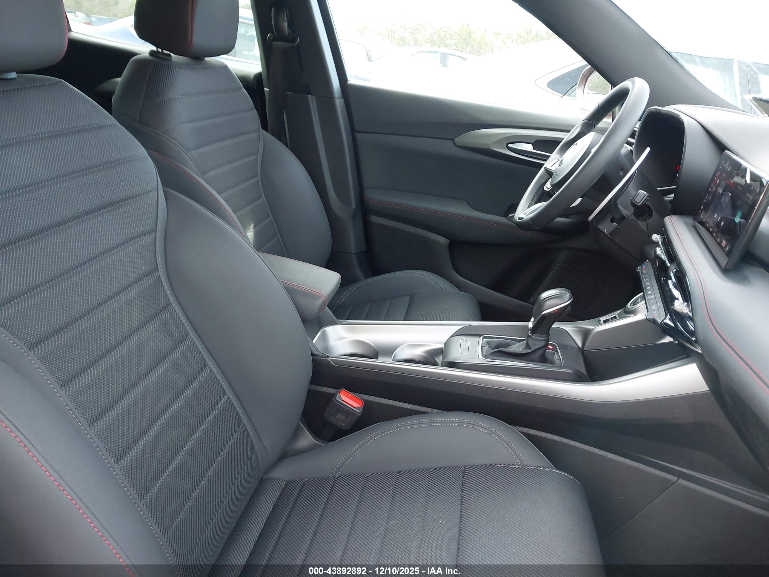 DODGE HORNET image 5