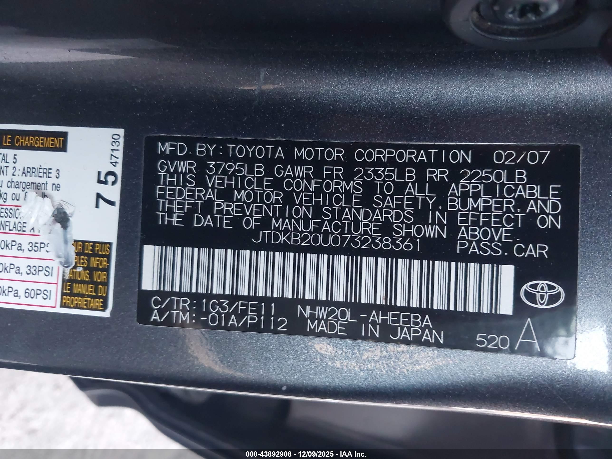 TOYOTA PRIUS image 9