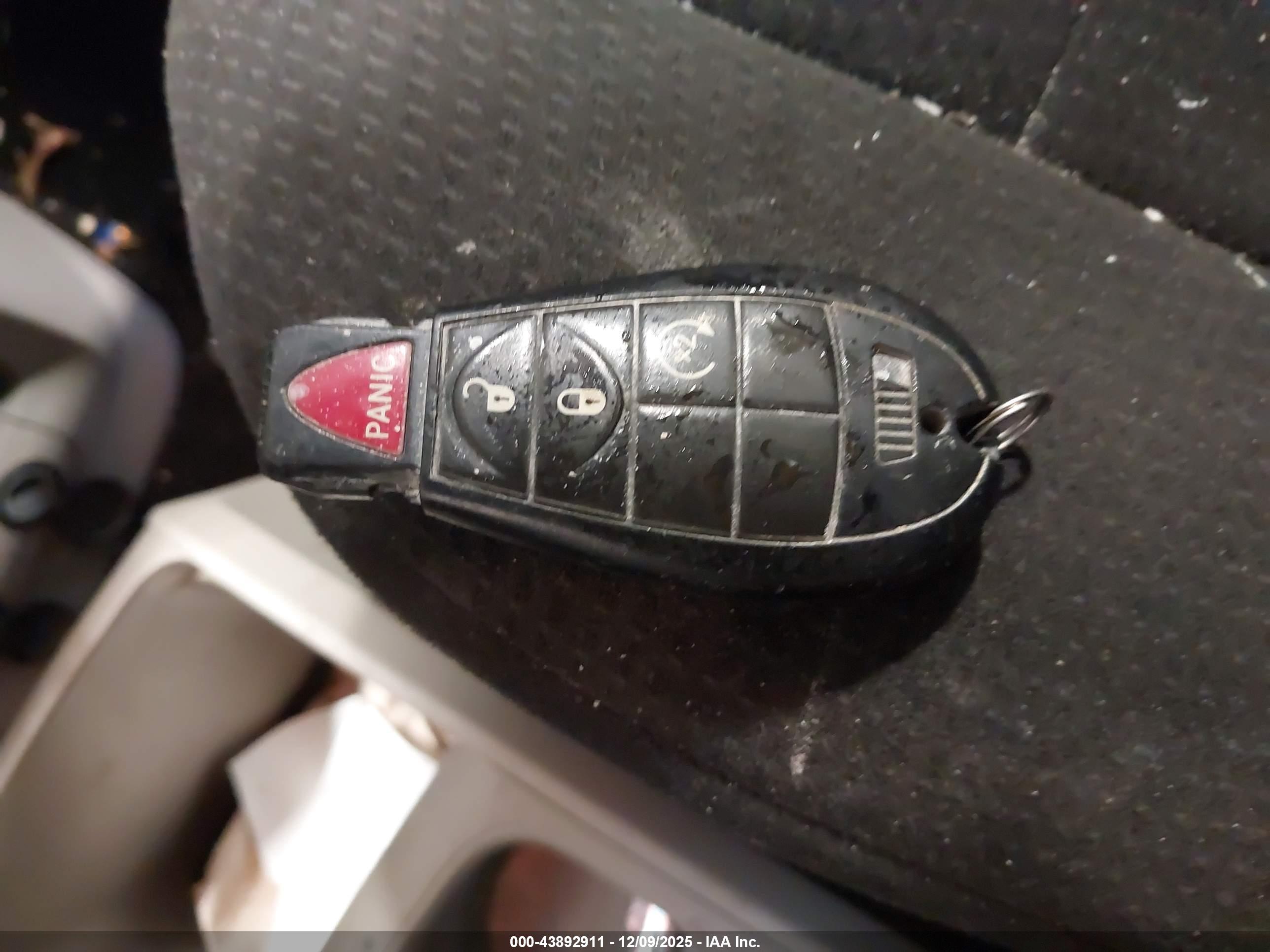 DODGE GRAND image 11