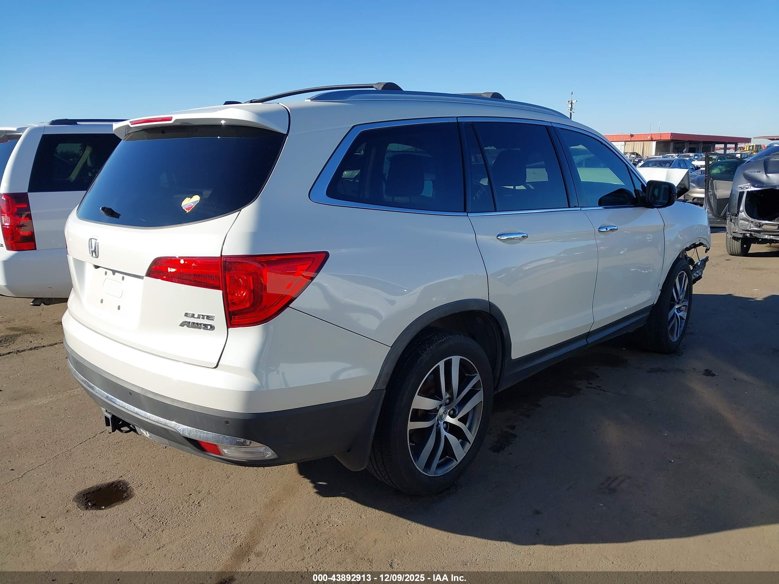 HONDA PILOT image 4