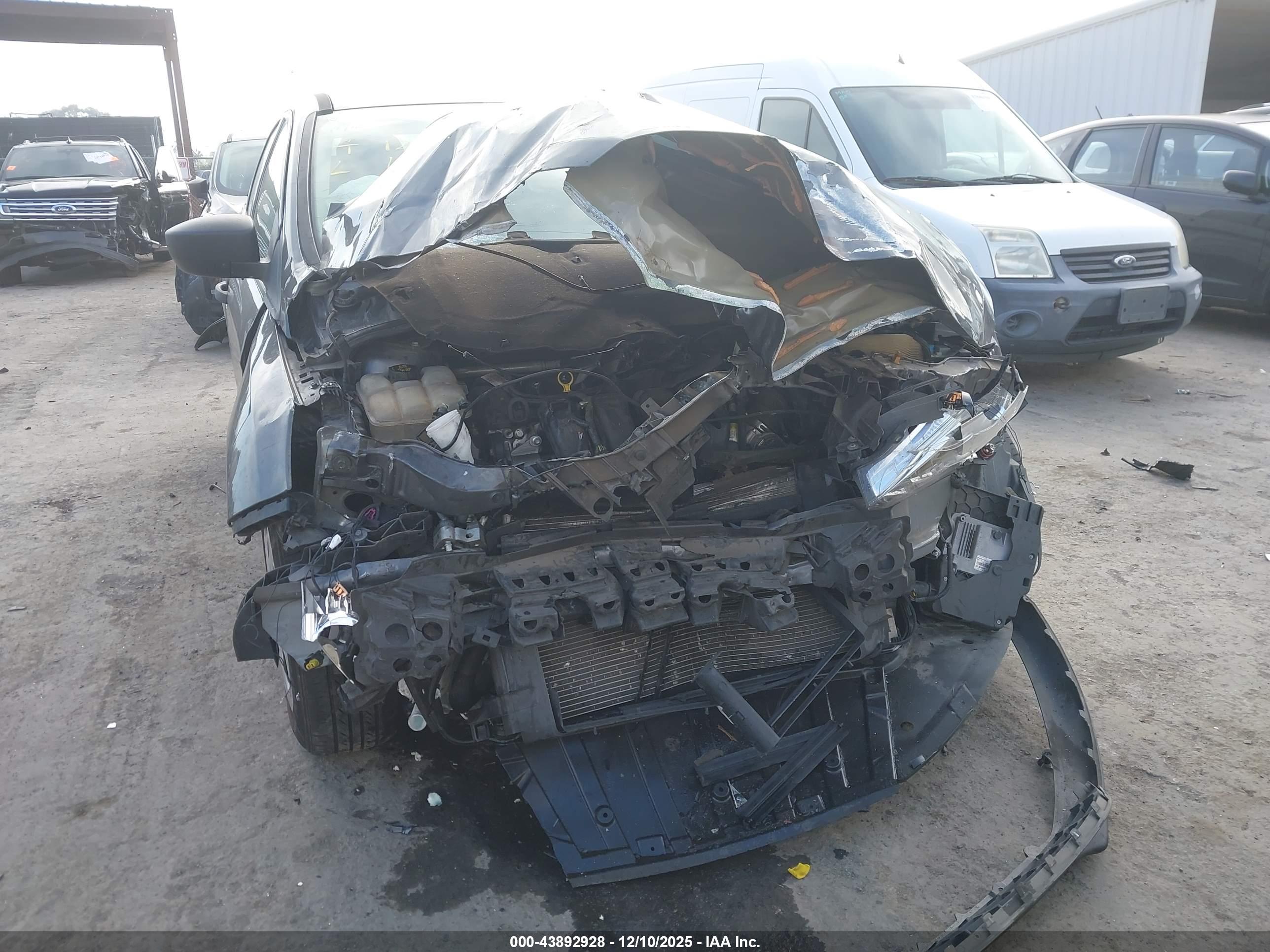 FORD FOCUS image 6