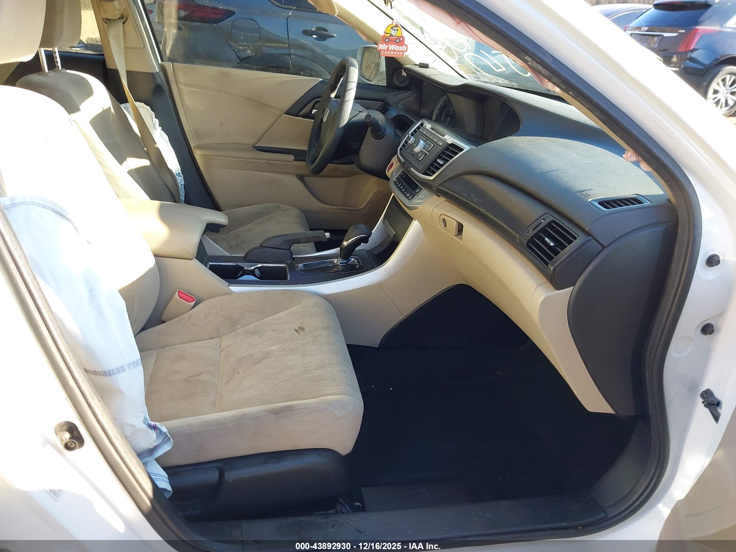 HONDA ACCORD image 5
