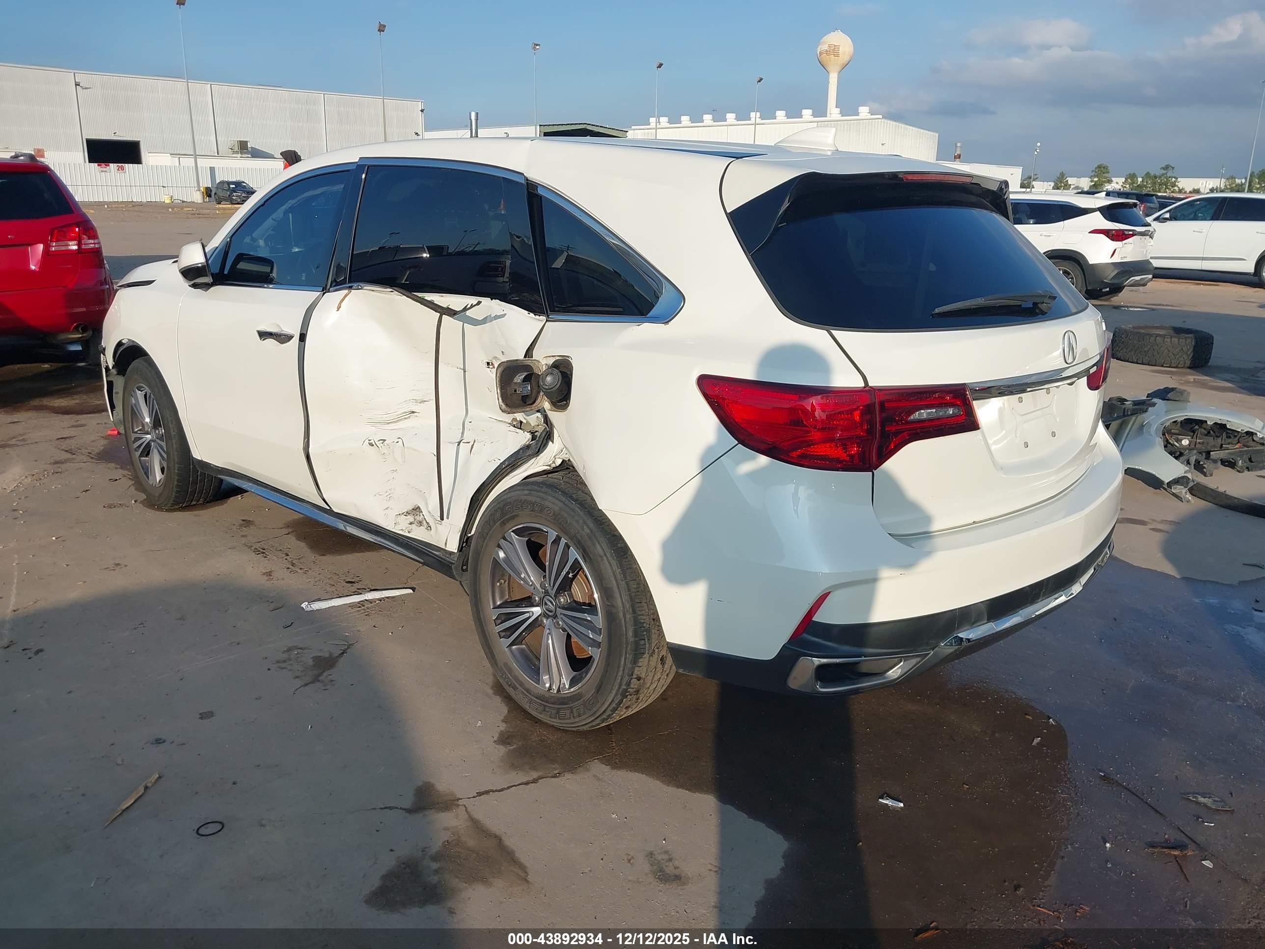 ACURA MDX image 3