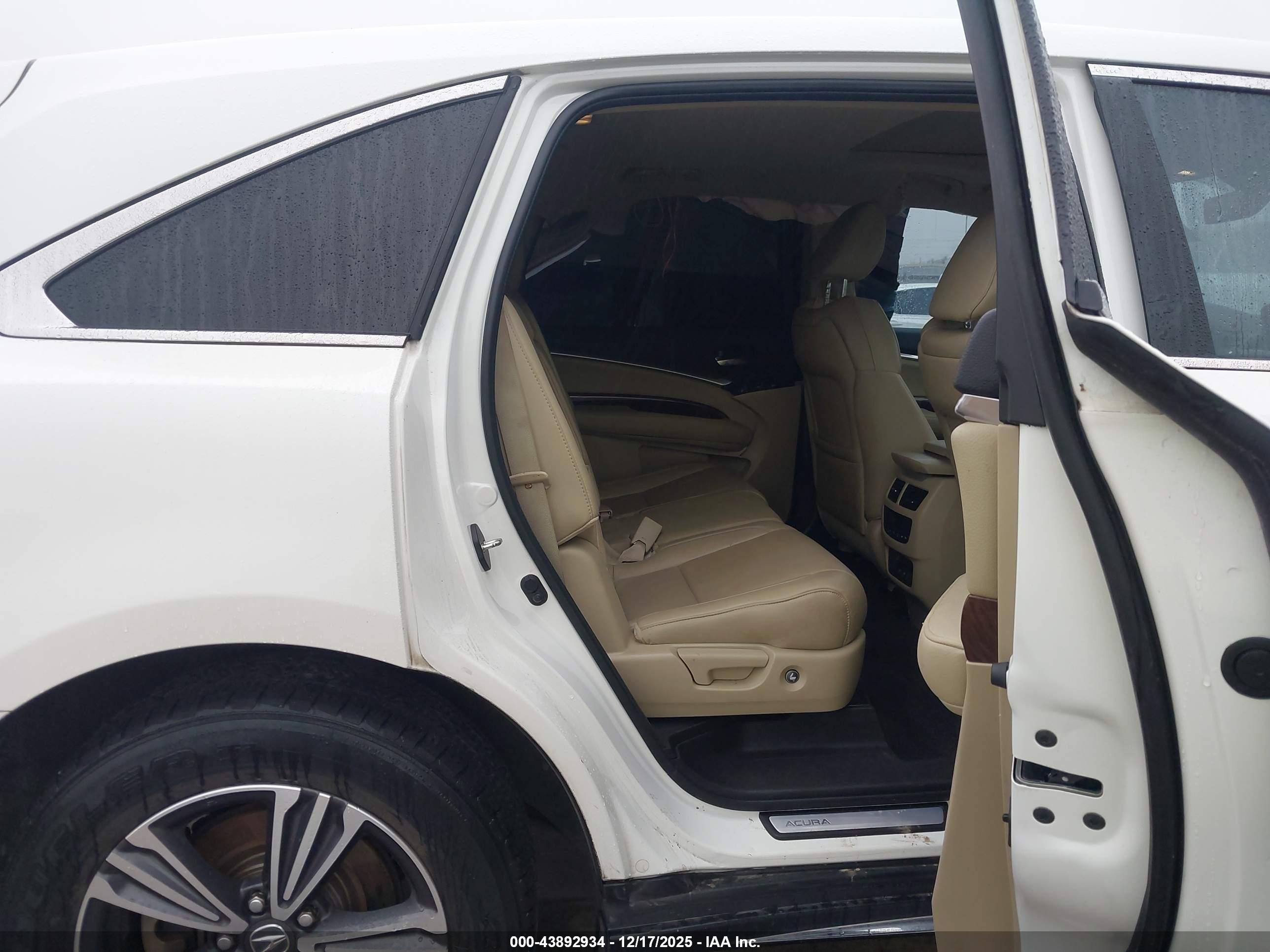 ACURA MDX image 8