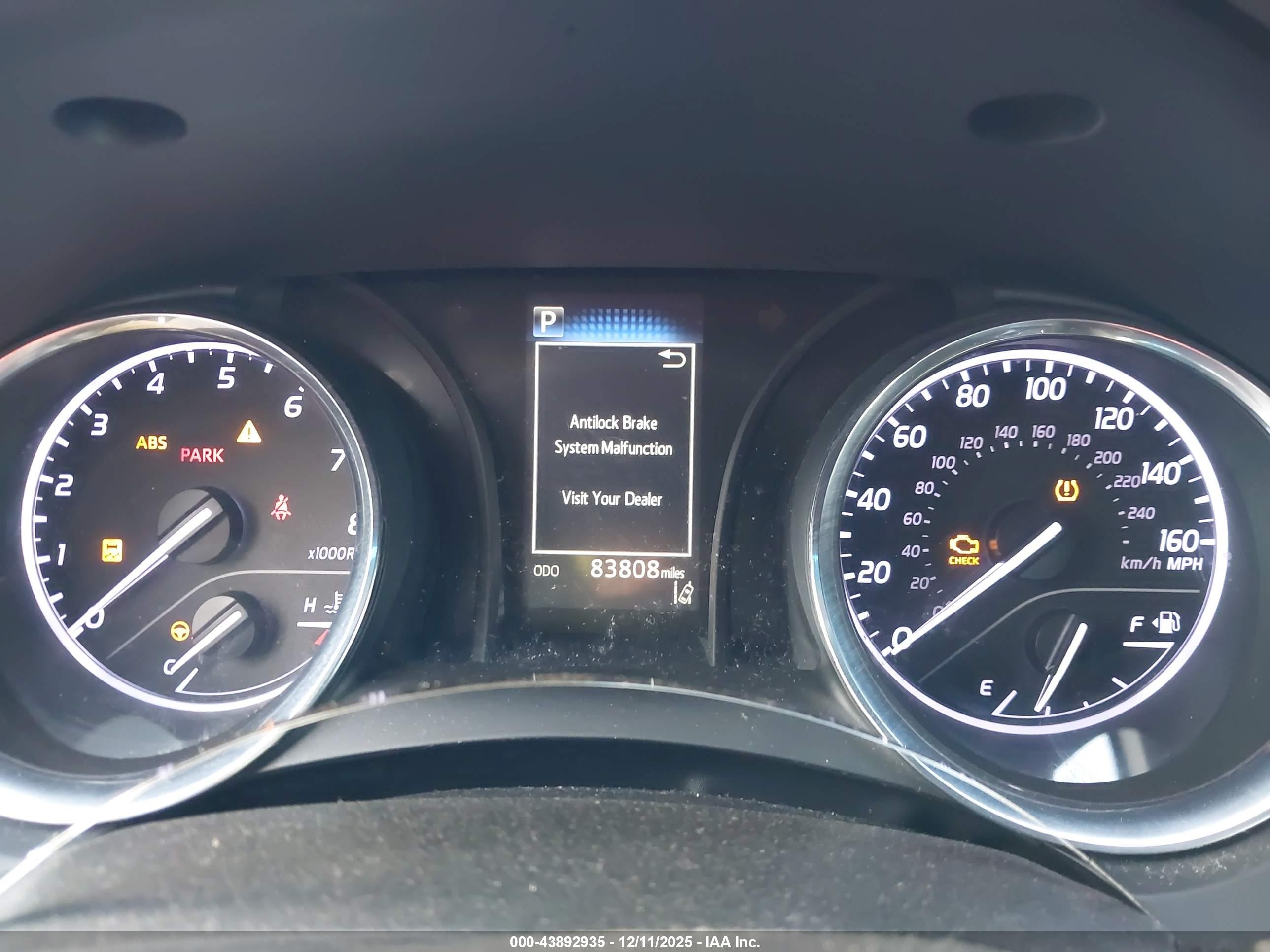 TOYOTA CAMRY image 7
