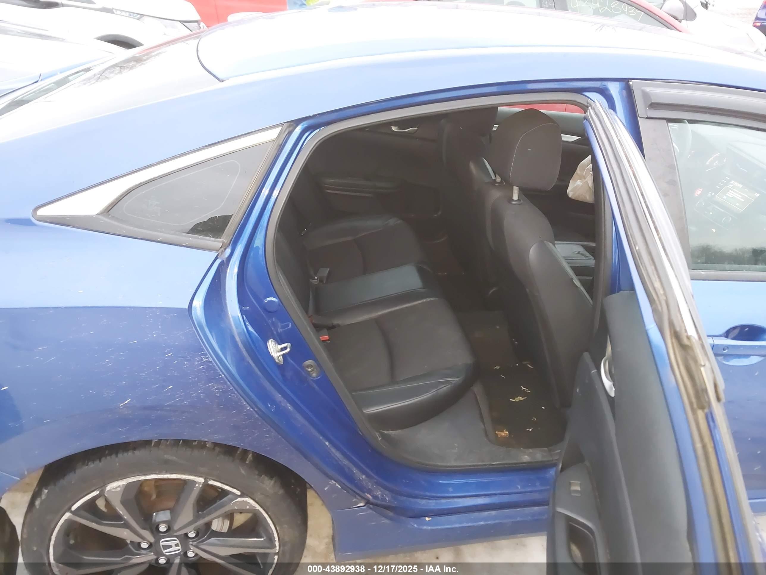 HONDA CIVIC image 8