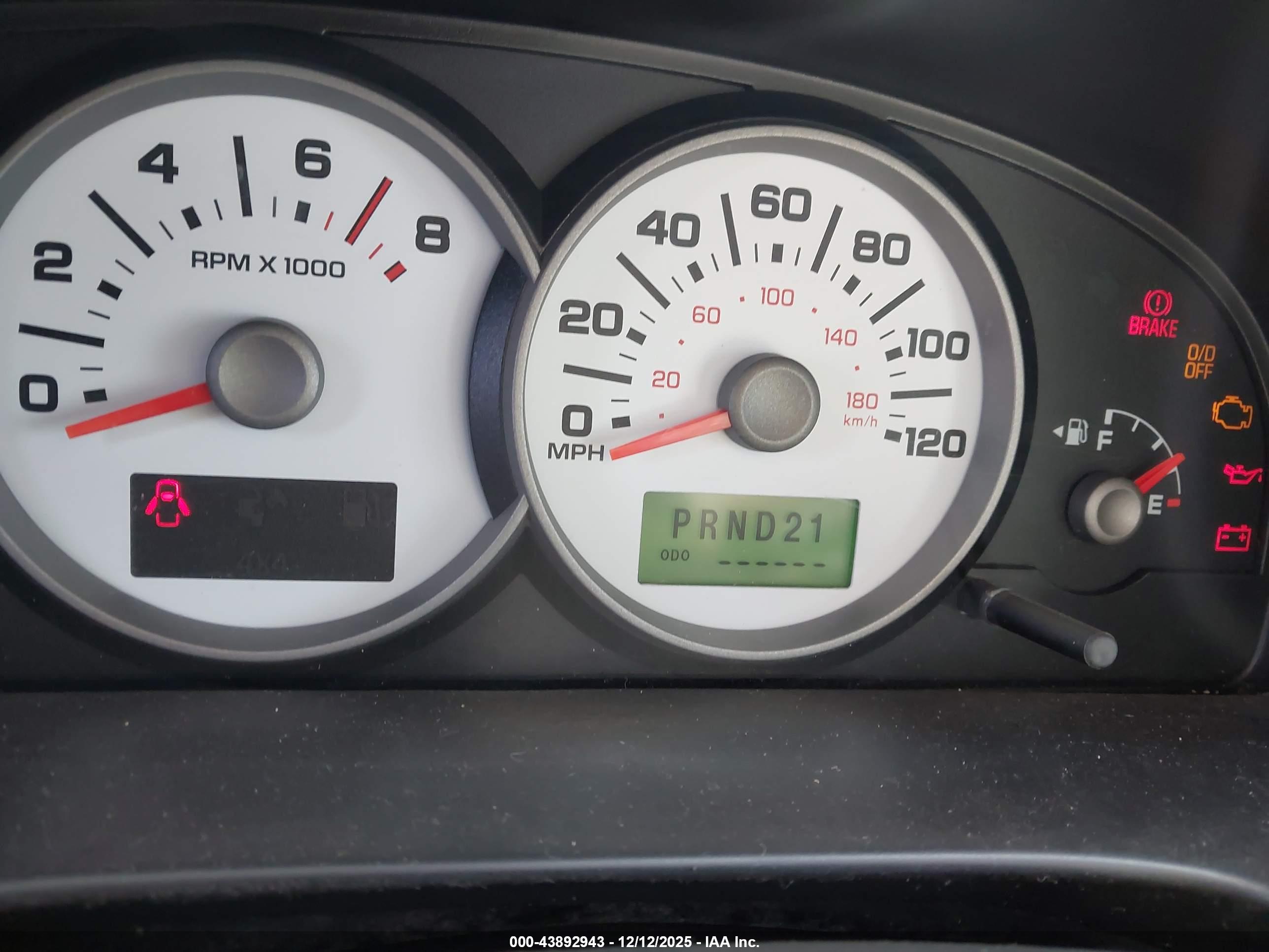 FORD ESCAPE image 7
