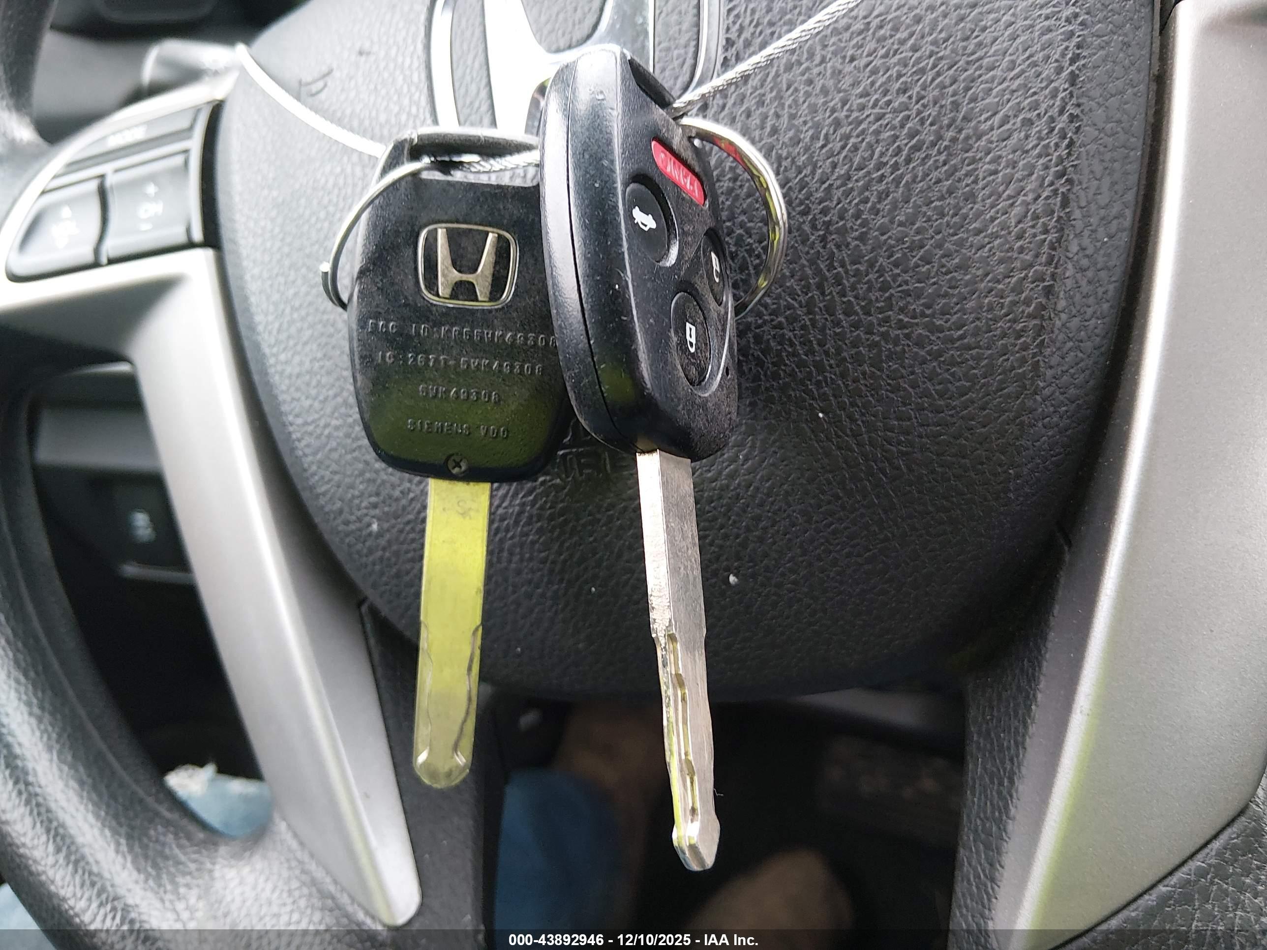 HONDA ACCORD image 11