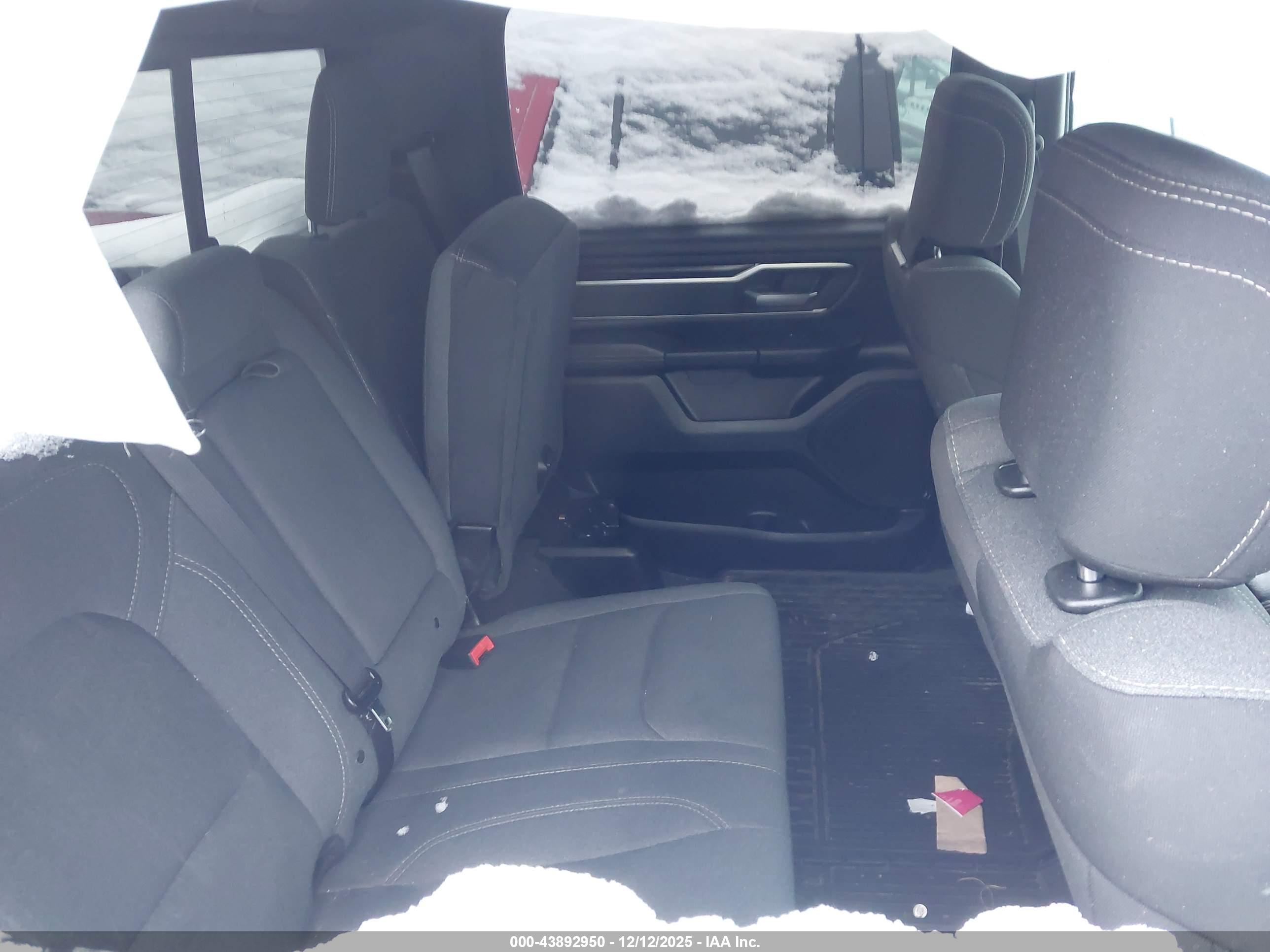 RAM 1500 image 8