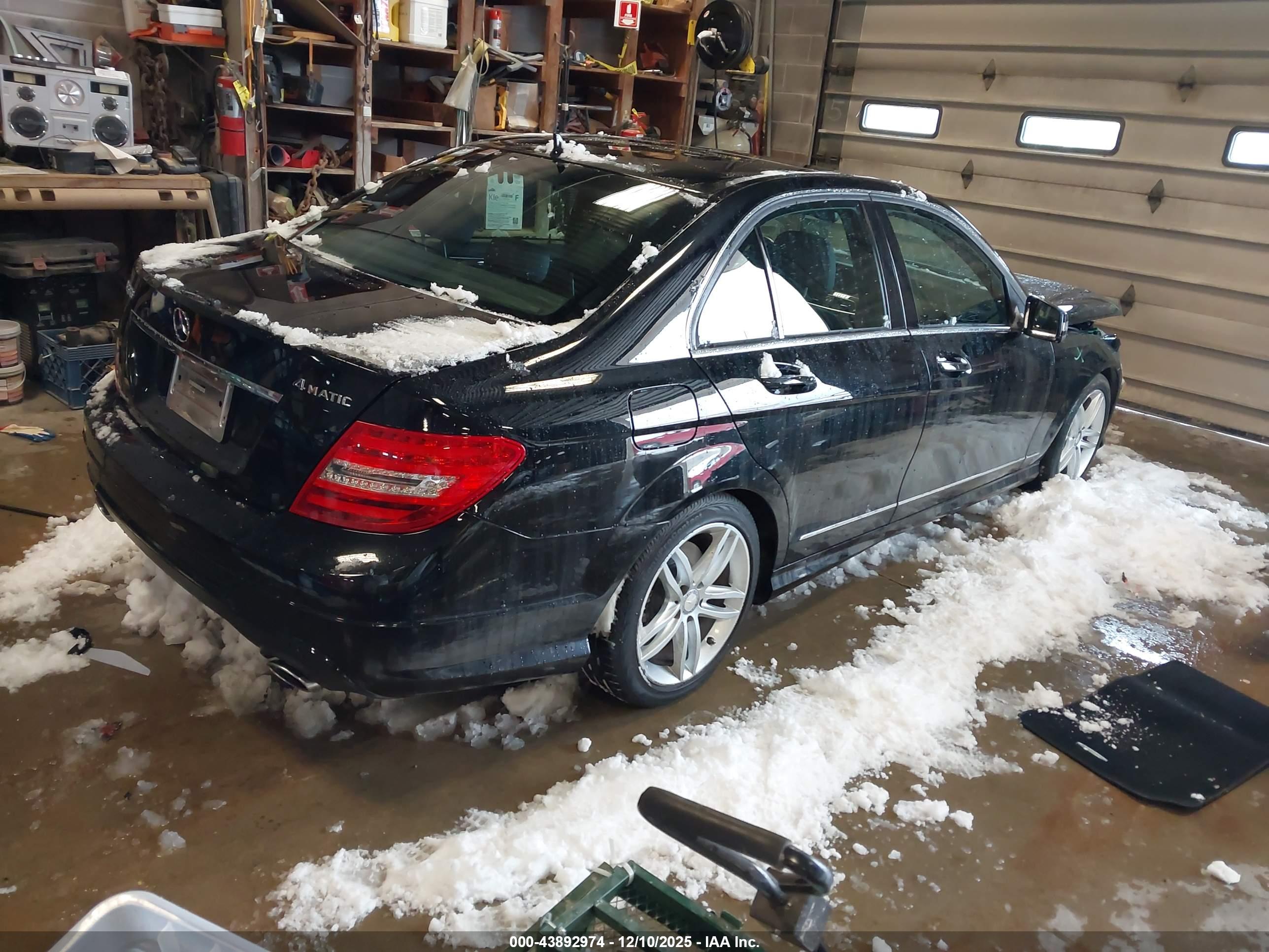 MERCEDES-BENZ C image 4