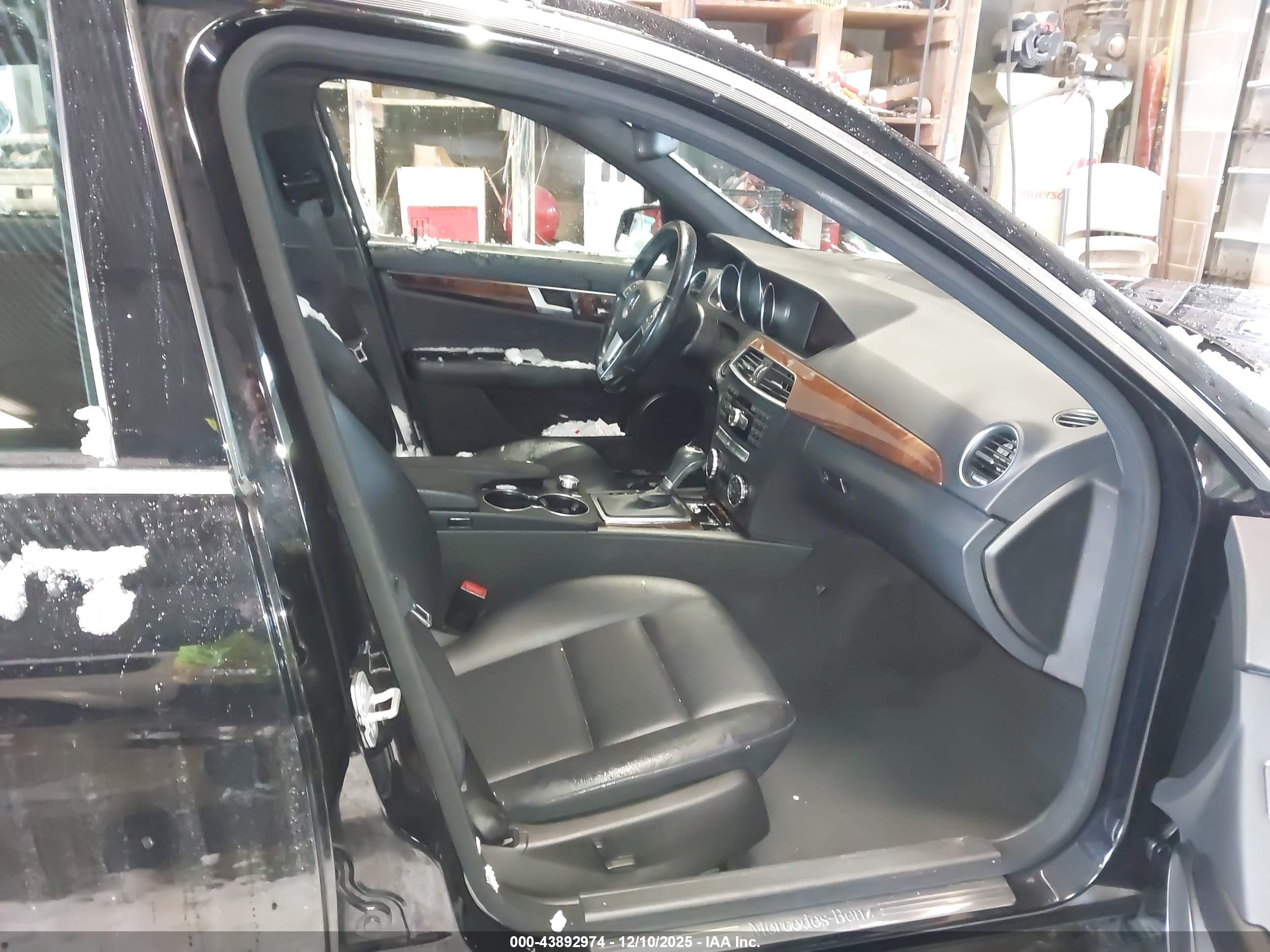 MERCEDES-BENZ C image 5