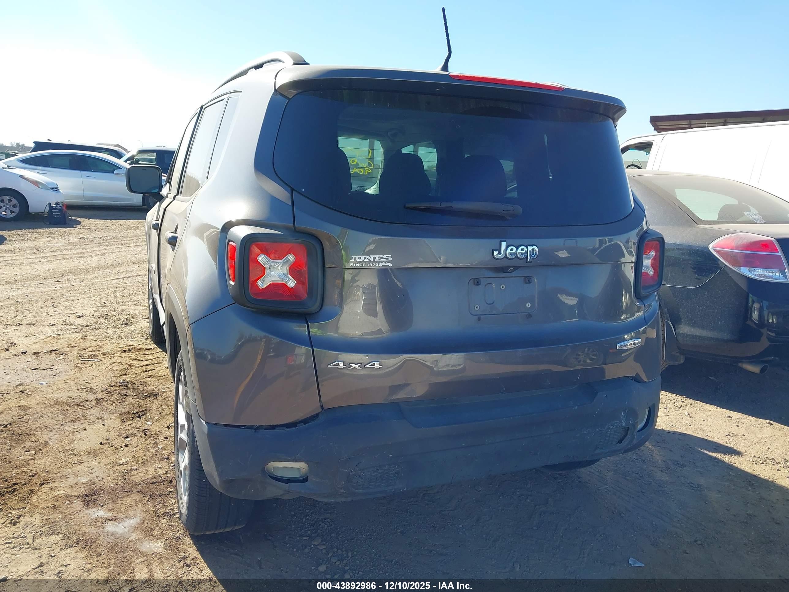 JEEP RENEGADE image 6
