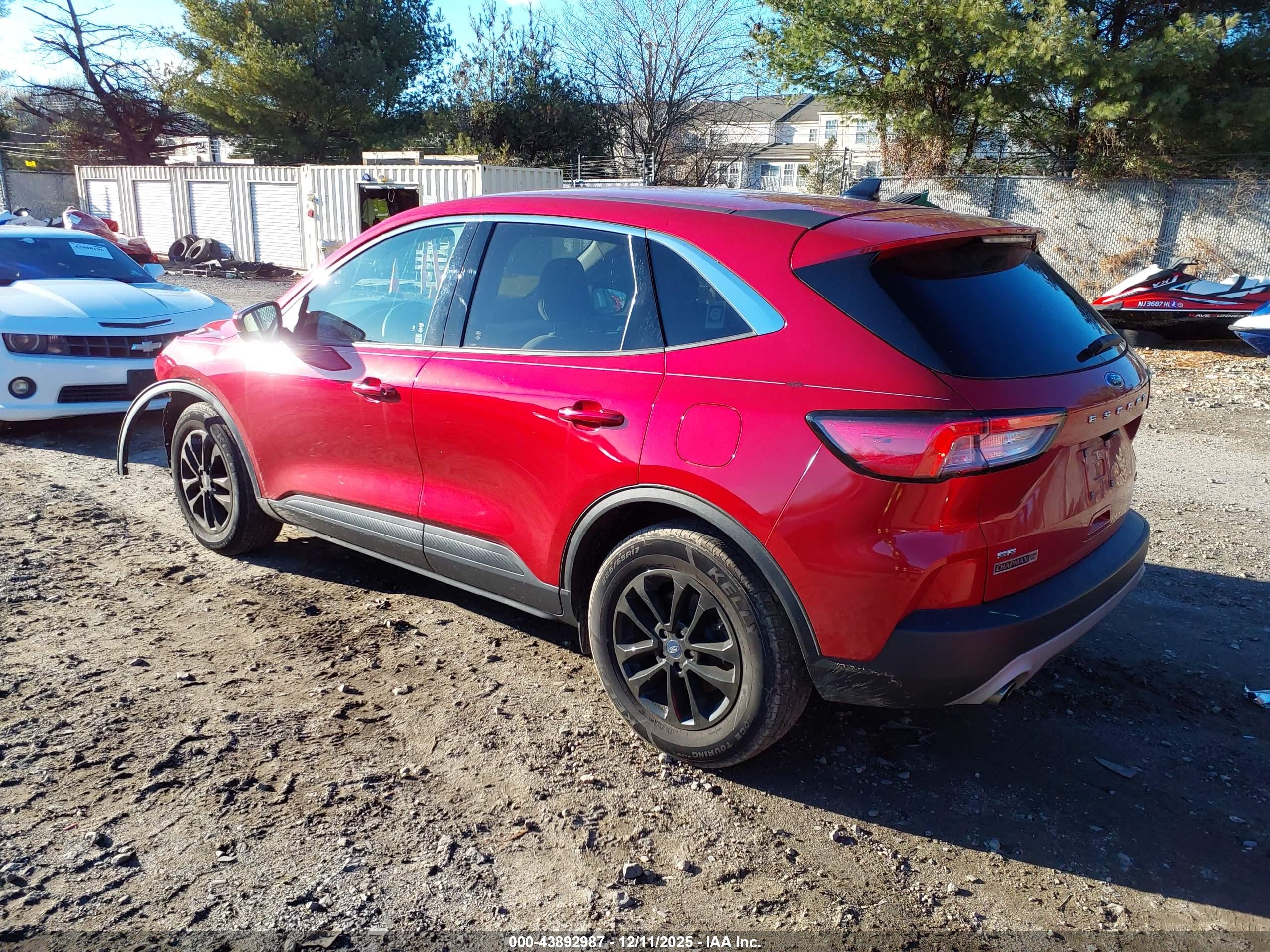 FORD ESCAPE image 3
