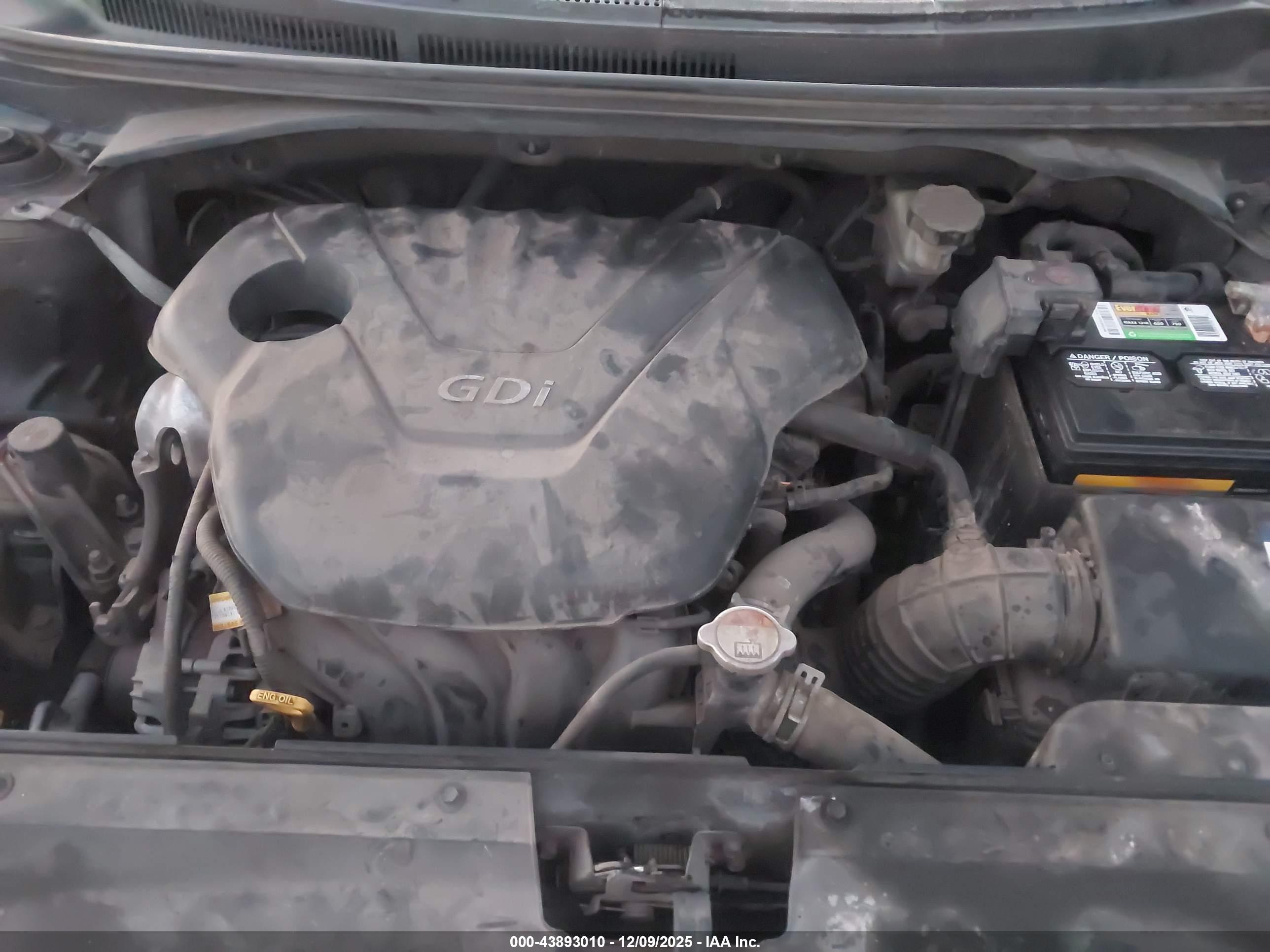 HYUNDAI VELOSTER image 10