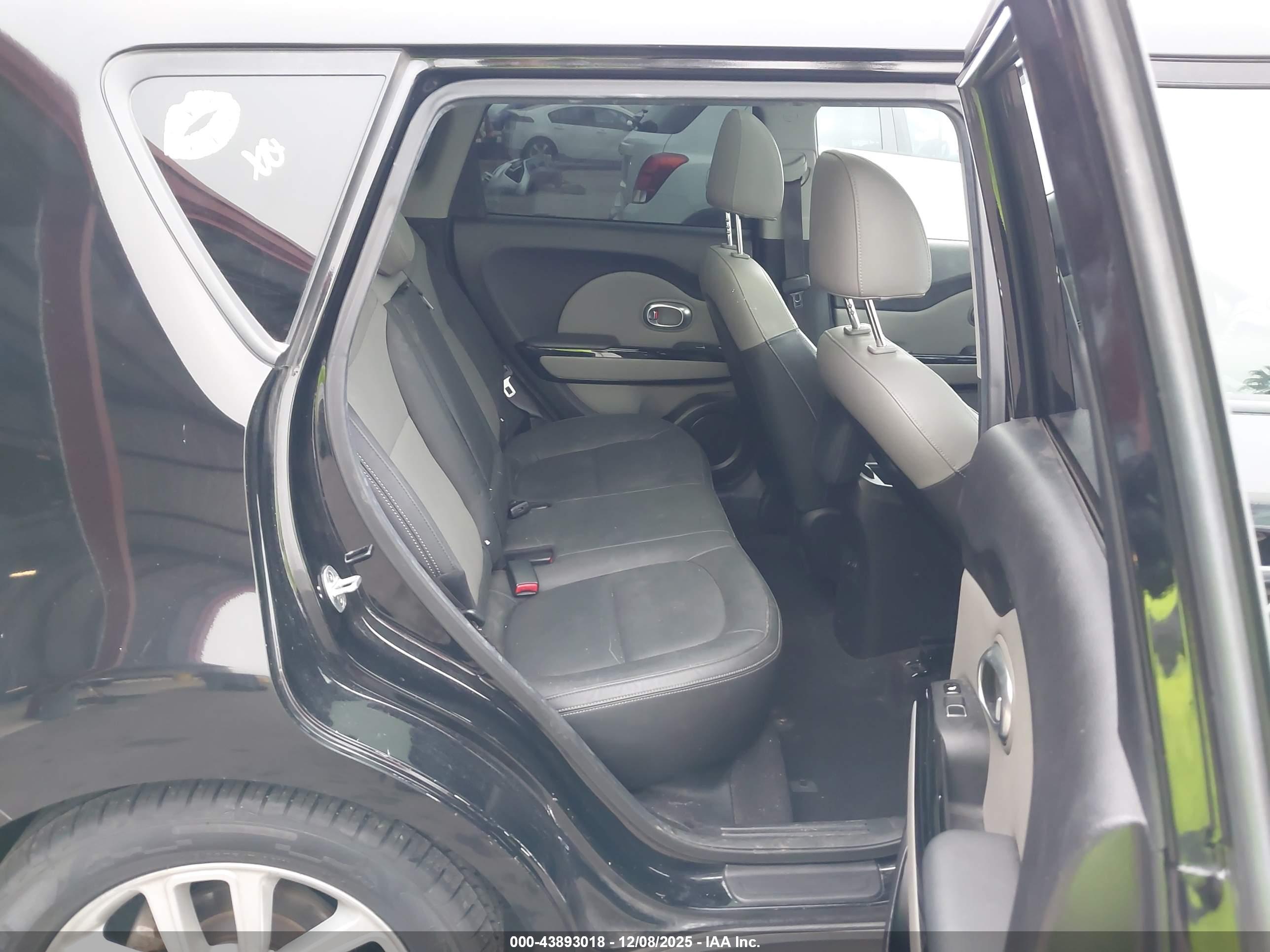 KIA SOUL image 8