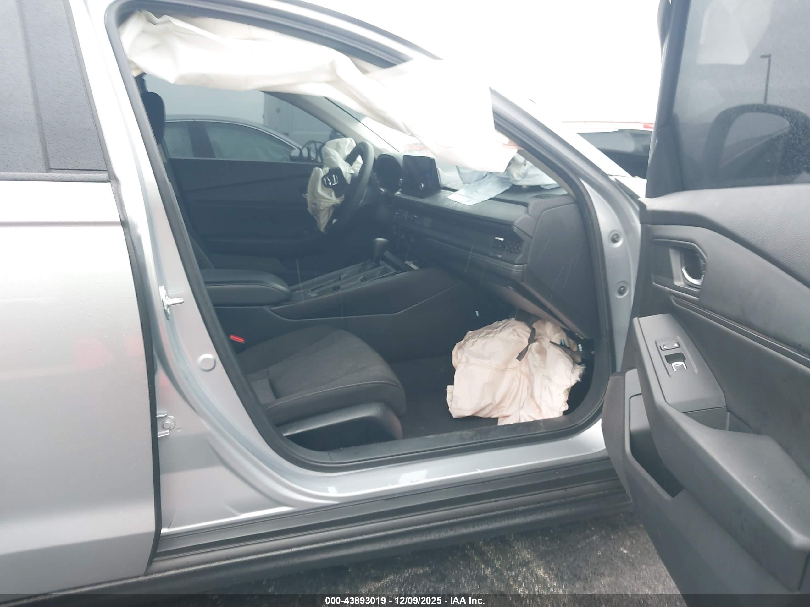 HONDA ACCORD image 5
