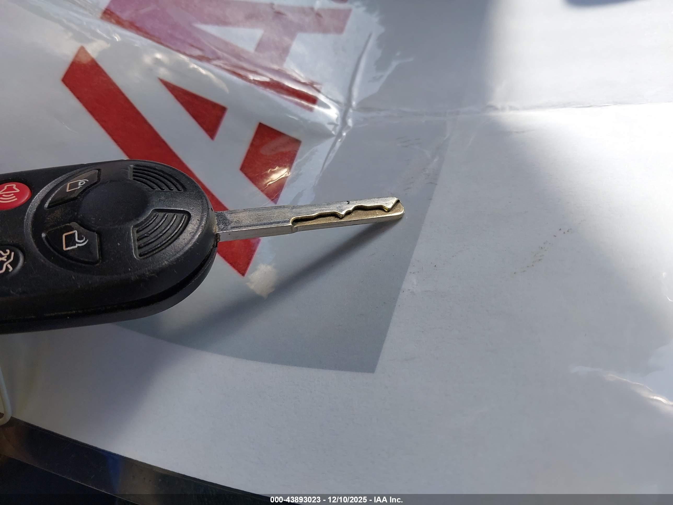 FORD FOCUS image 11