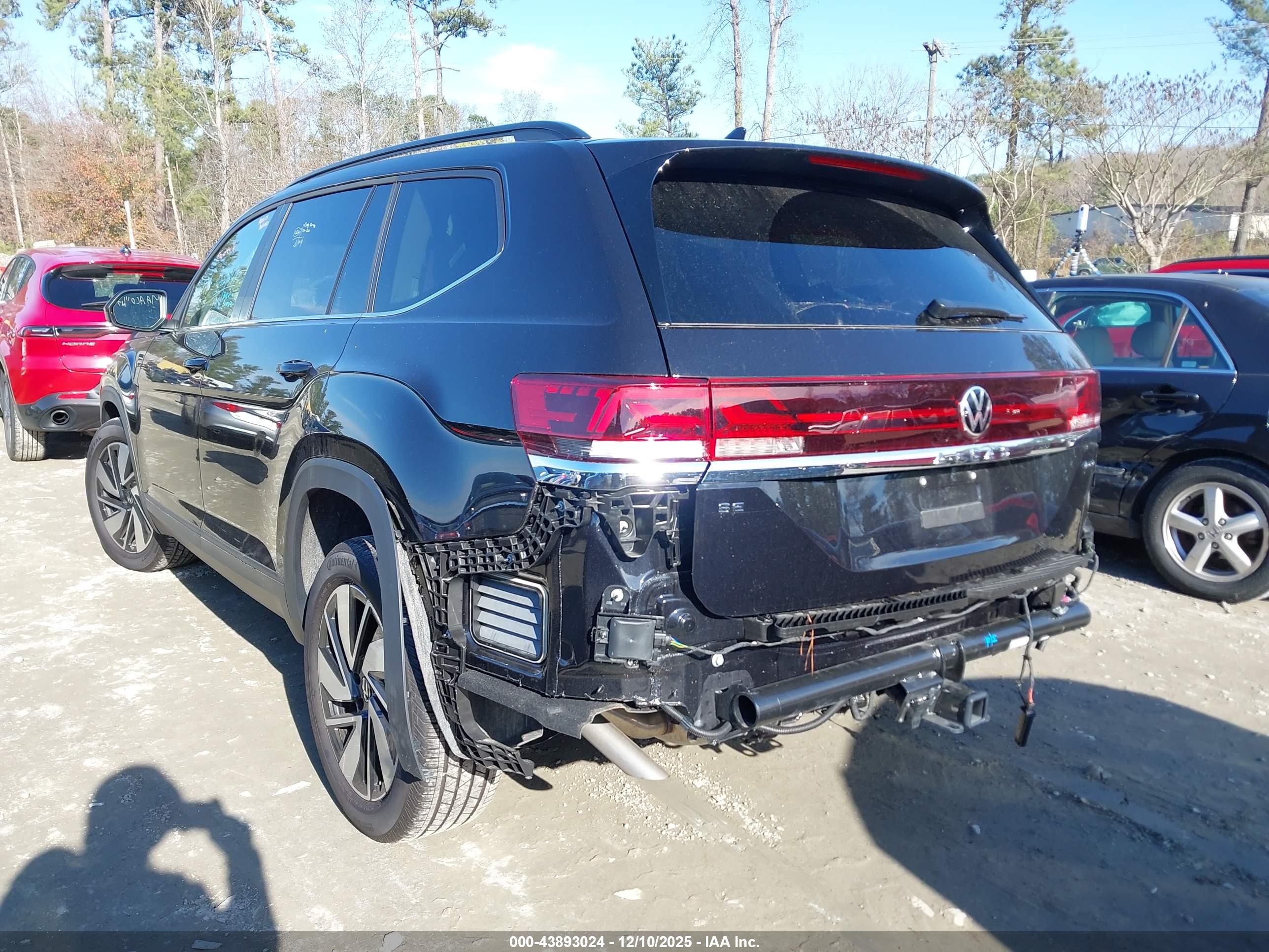 VOLKSWAGEN ATLAS image 3