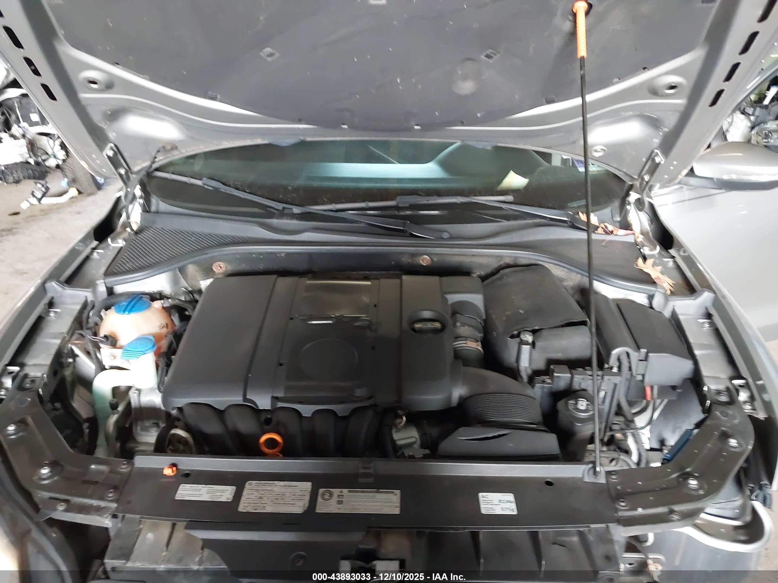 VOLKSWAGEN PASSAT image 10