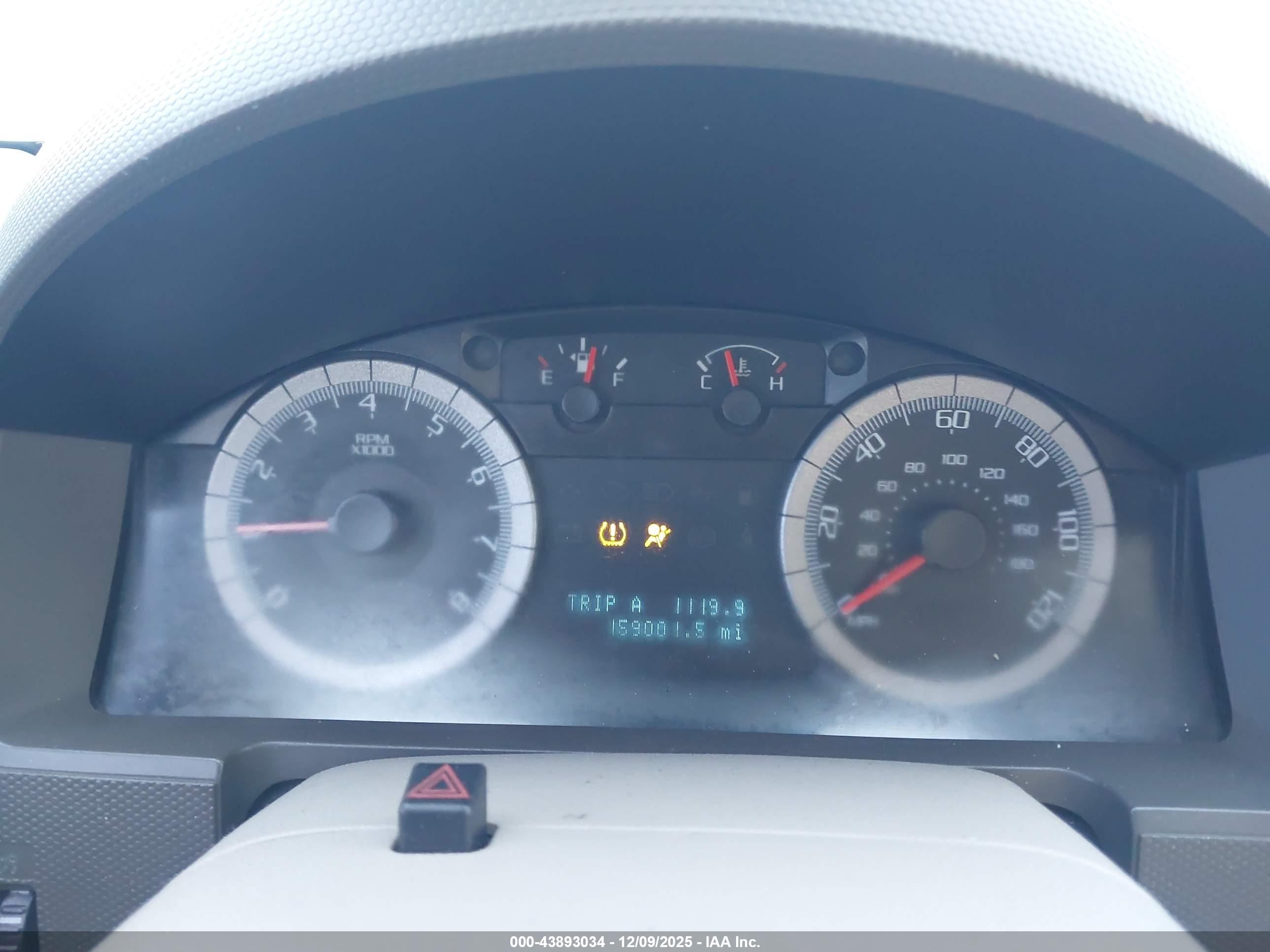FORD ESCAPE image 7