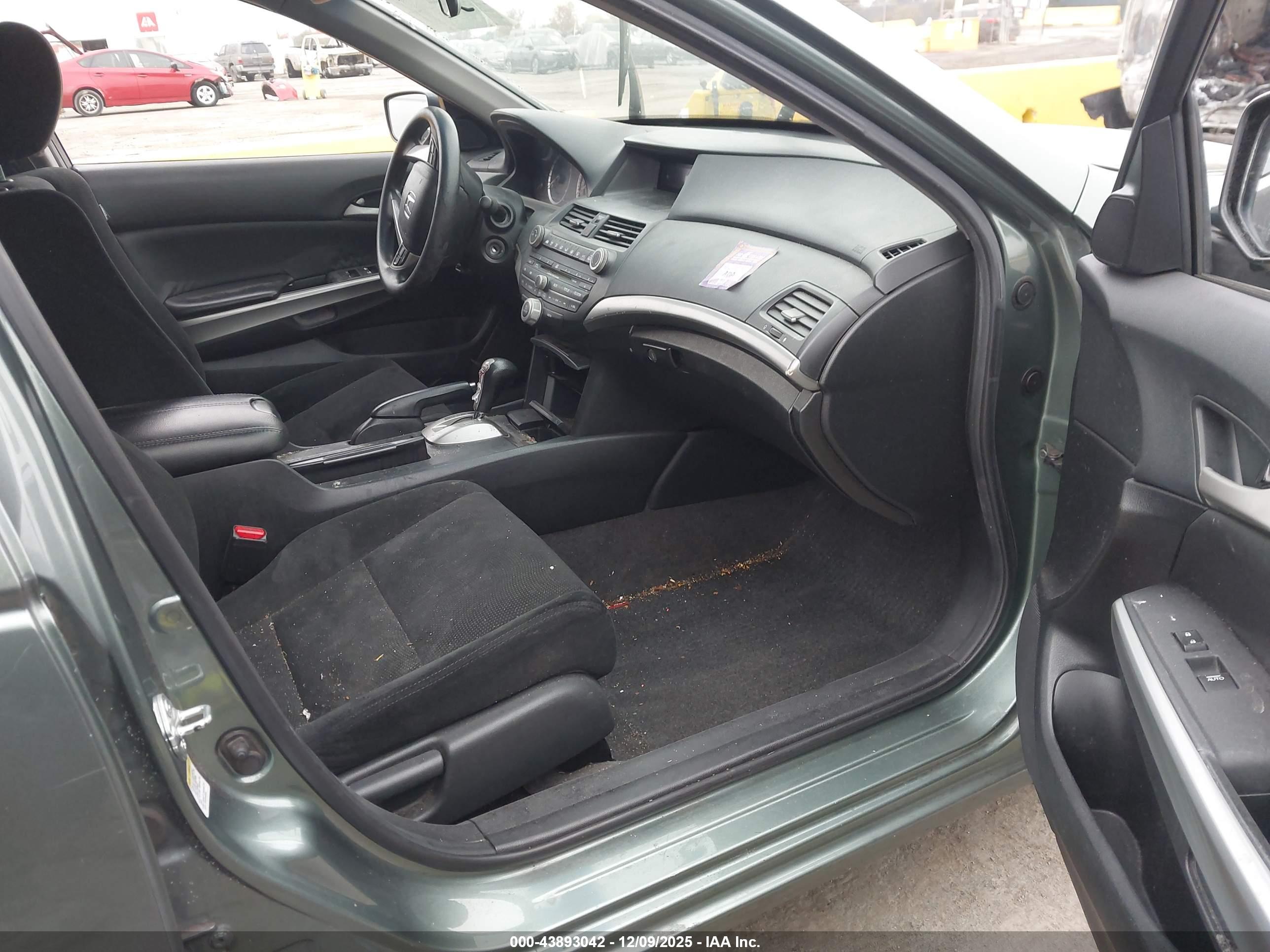 HONDA ACCORD image 5