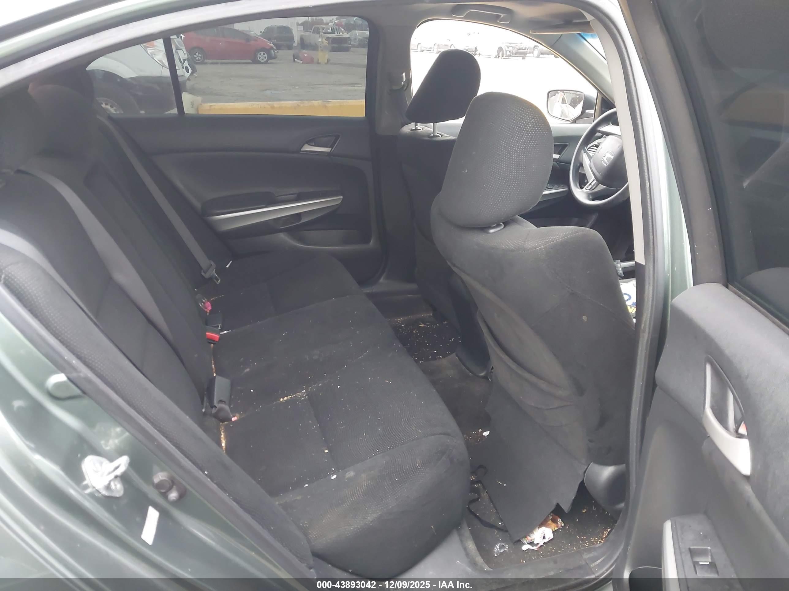 HONDA ACCORD image 8