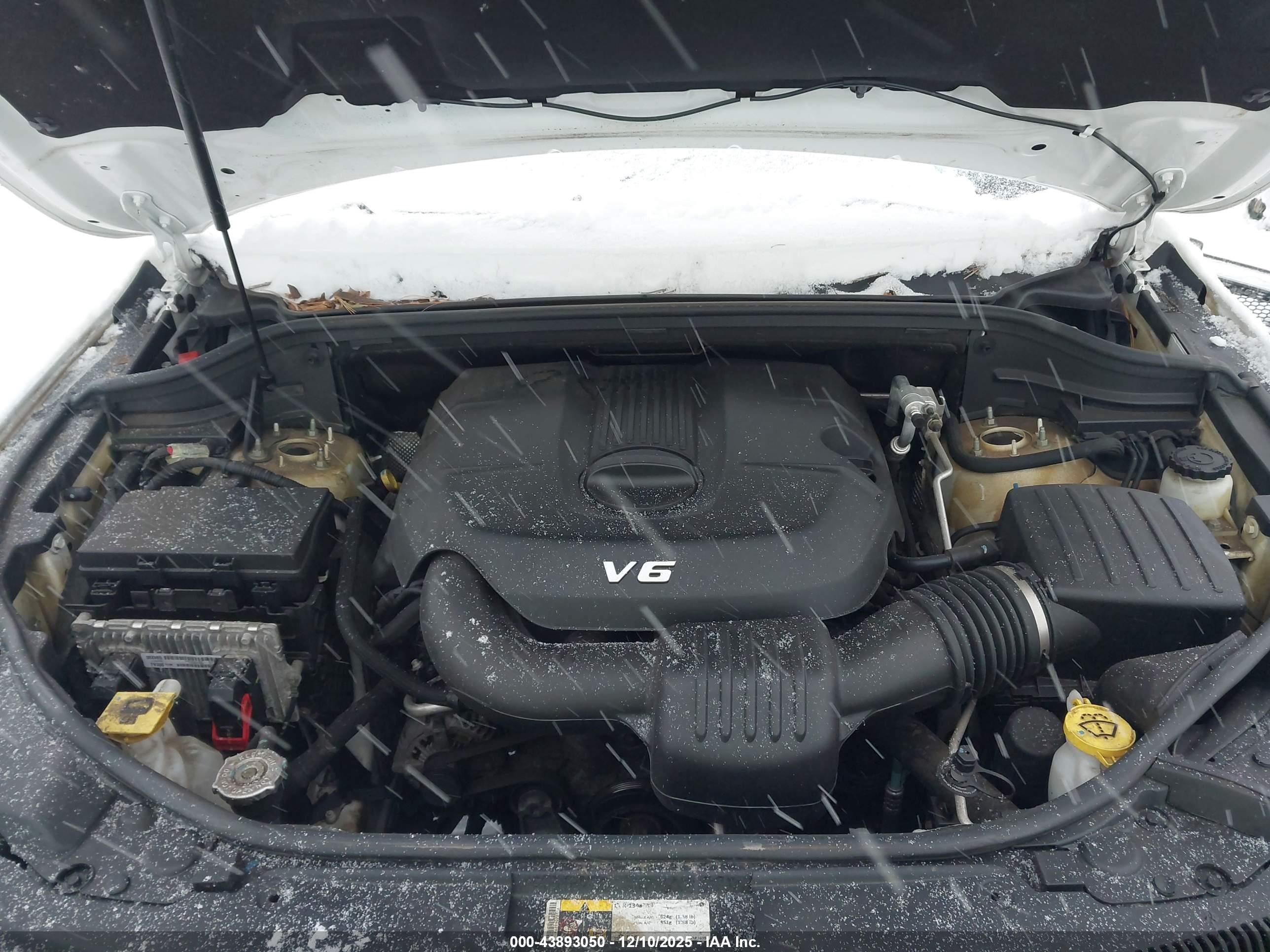 JEEP GRAND image 10