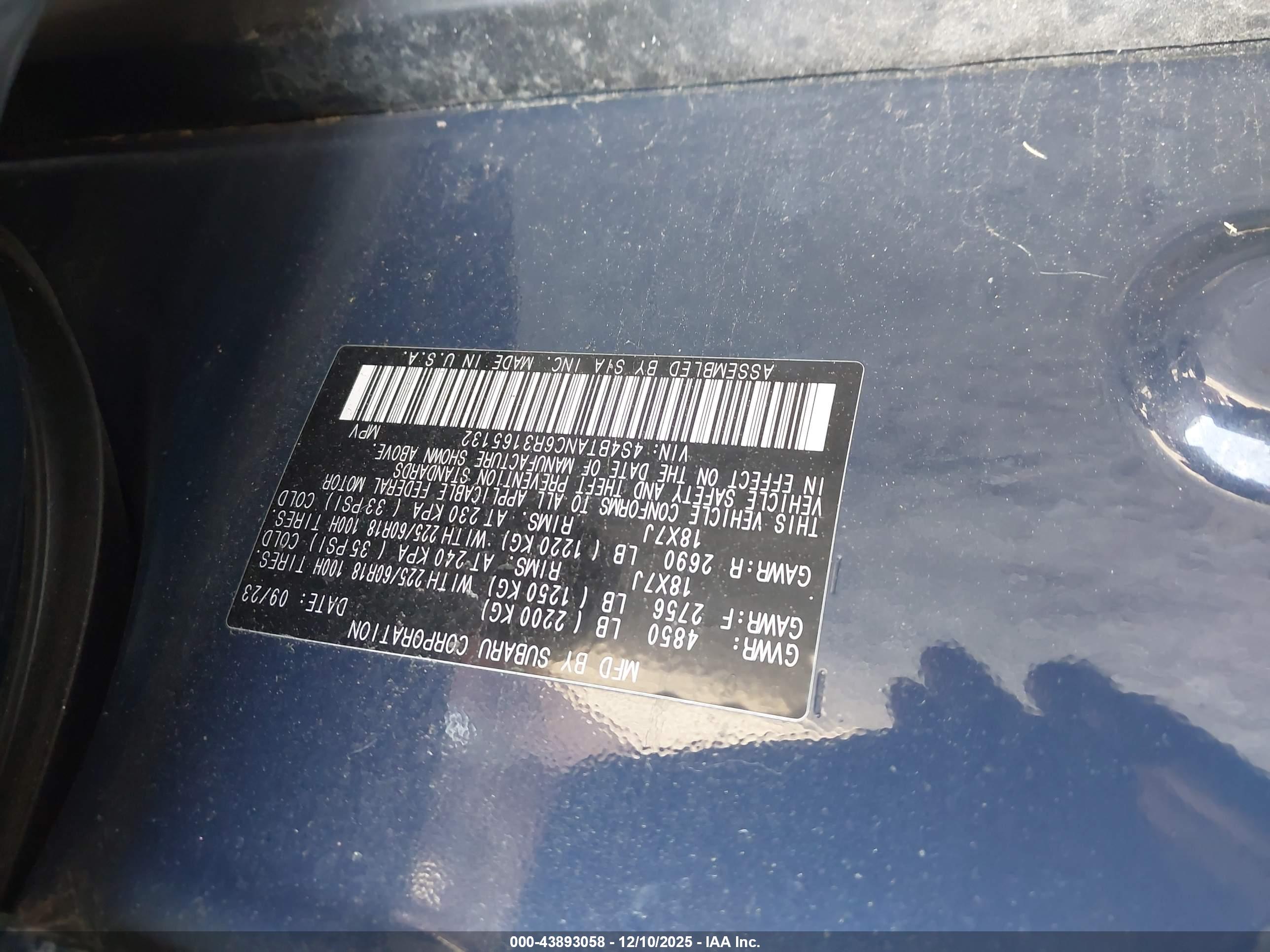 SUBARU OUTBACK image 9