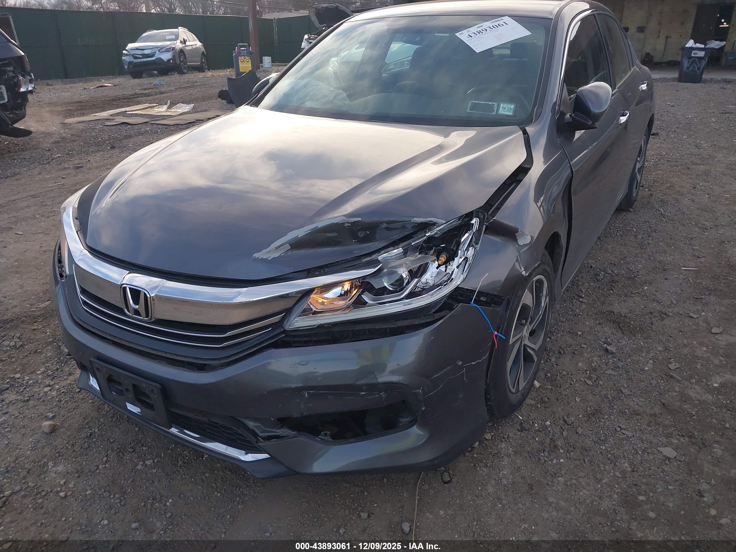 HONDA ACCORD image 6
