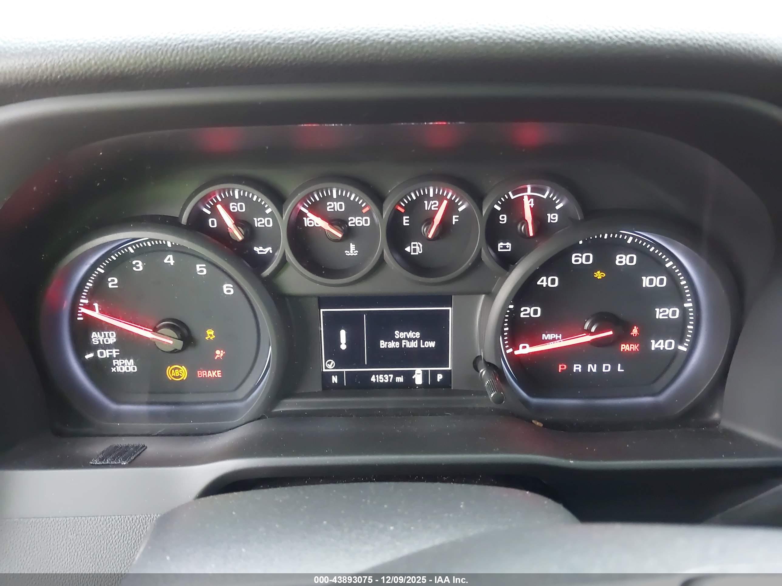 CHEVROLET SILVERADO image 7