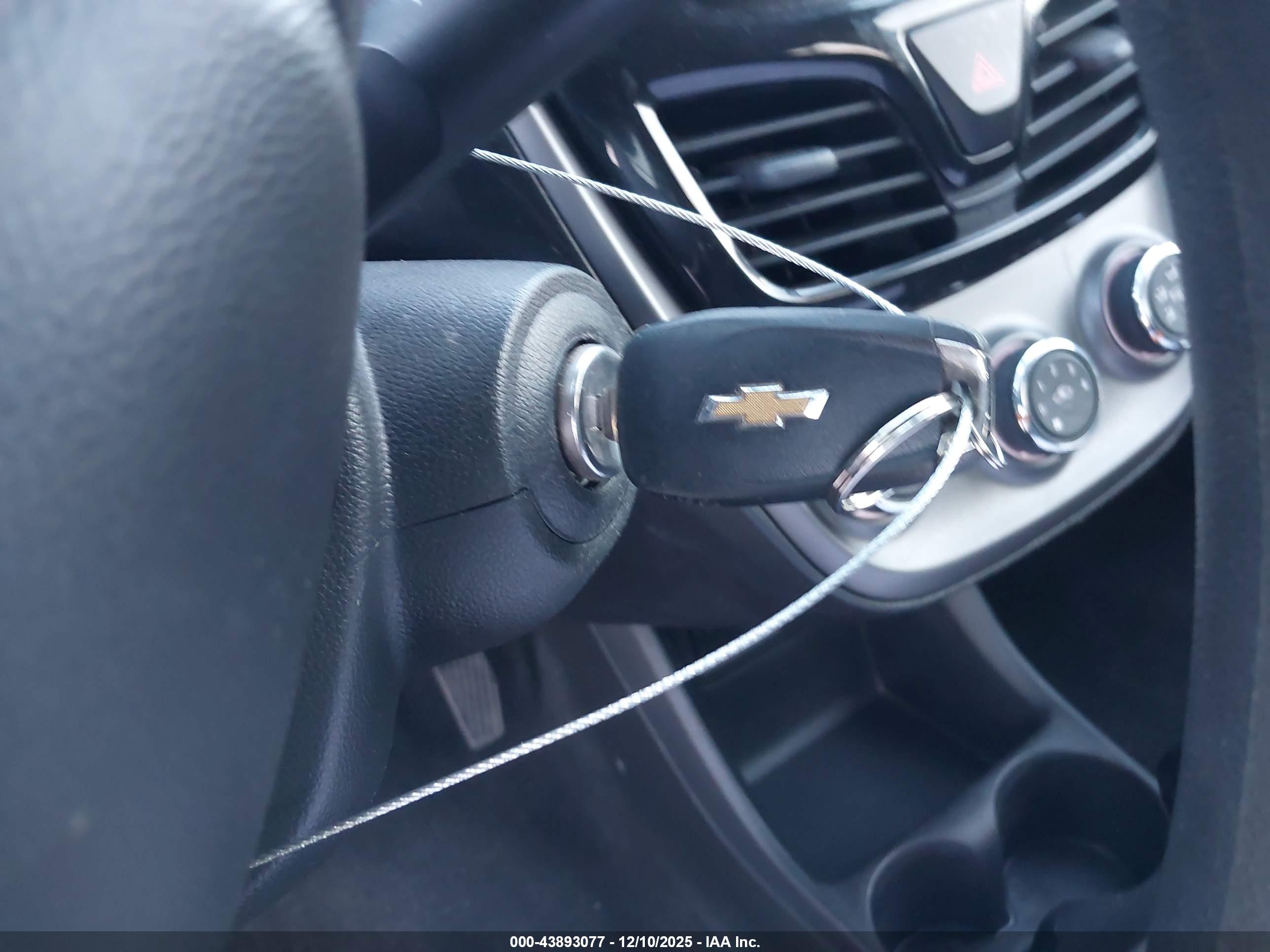 CHEVROLET SPARK image 11