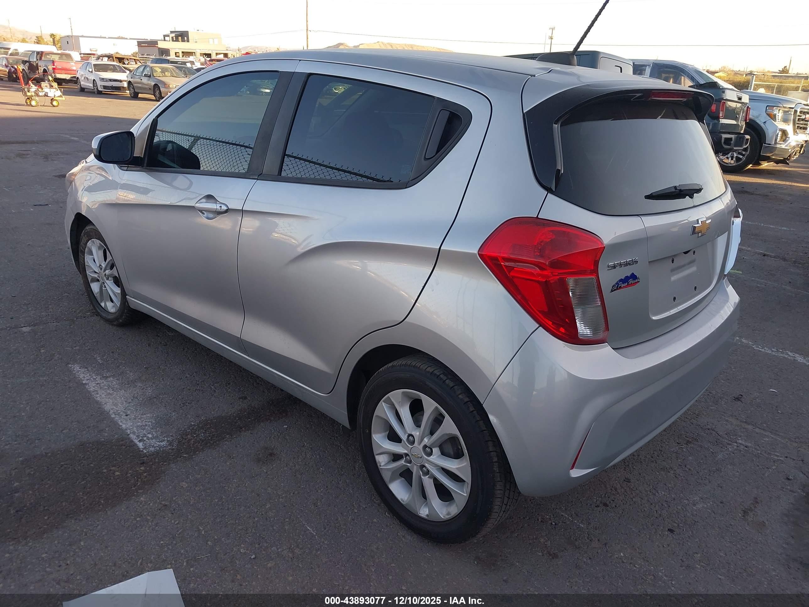 CHEVROLET SPARK image 3