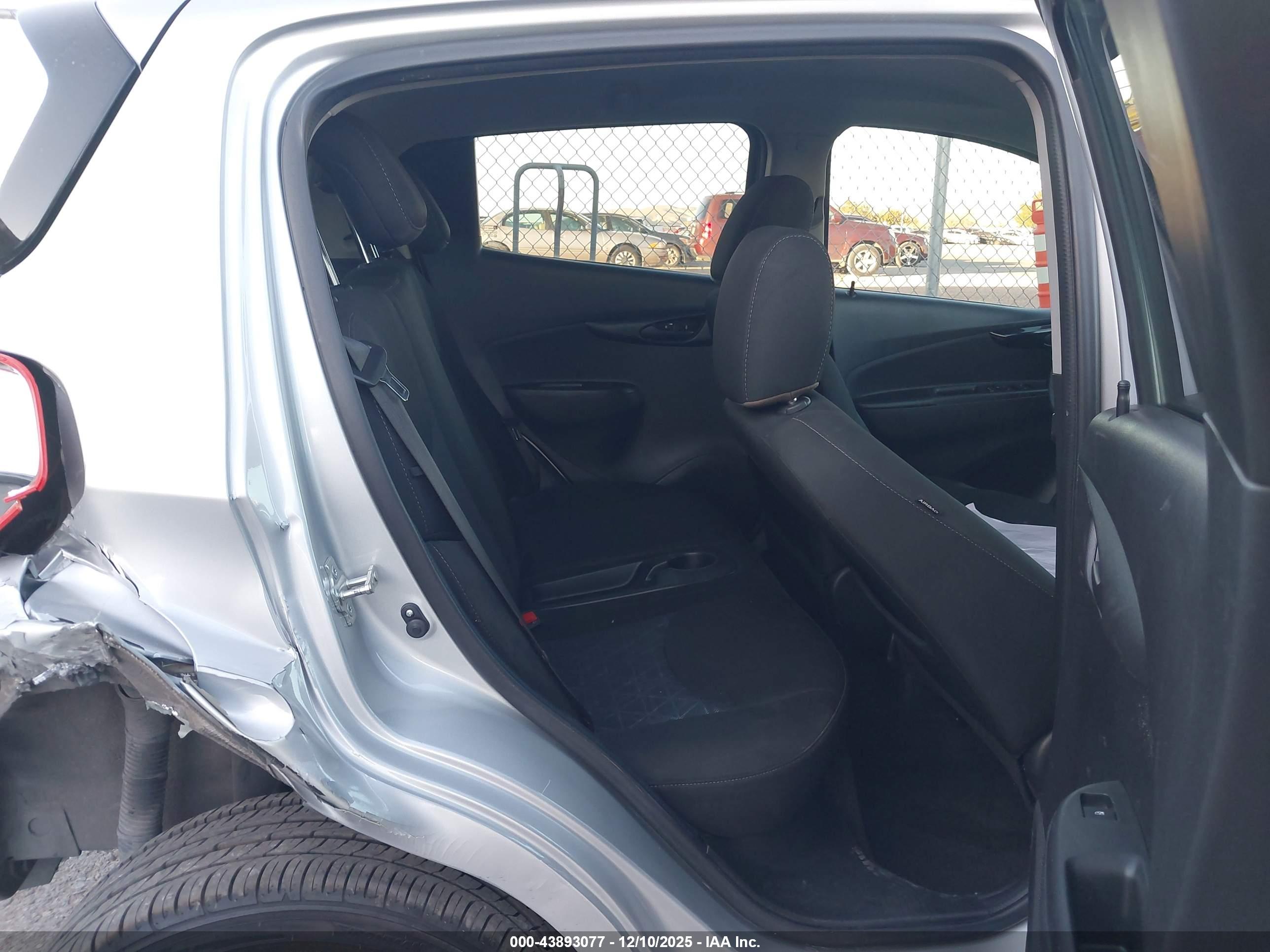 CHEVROLET SPARK image 8