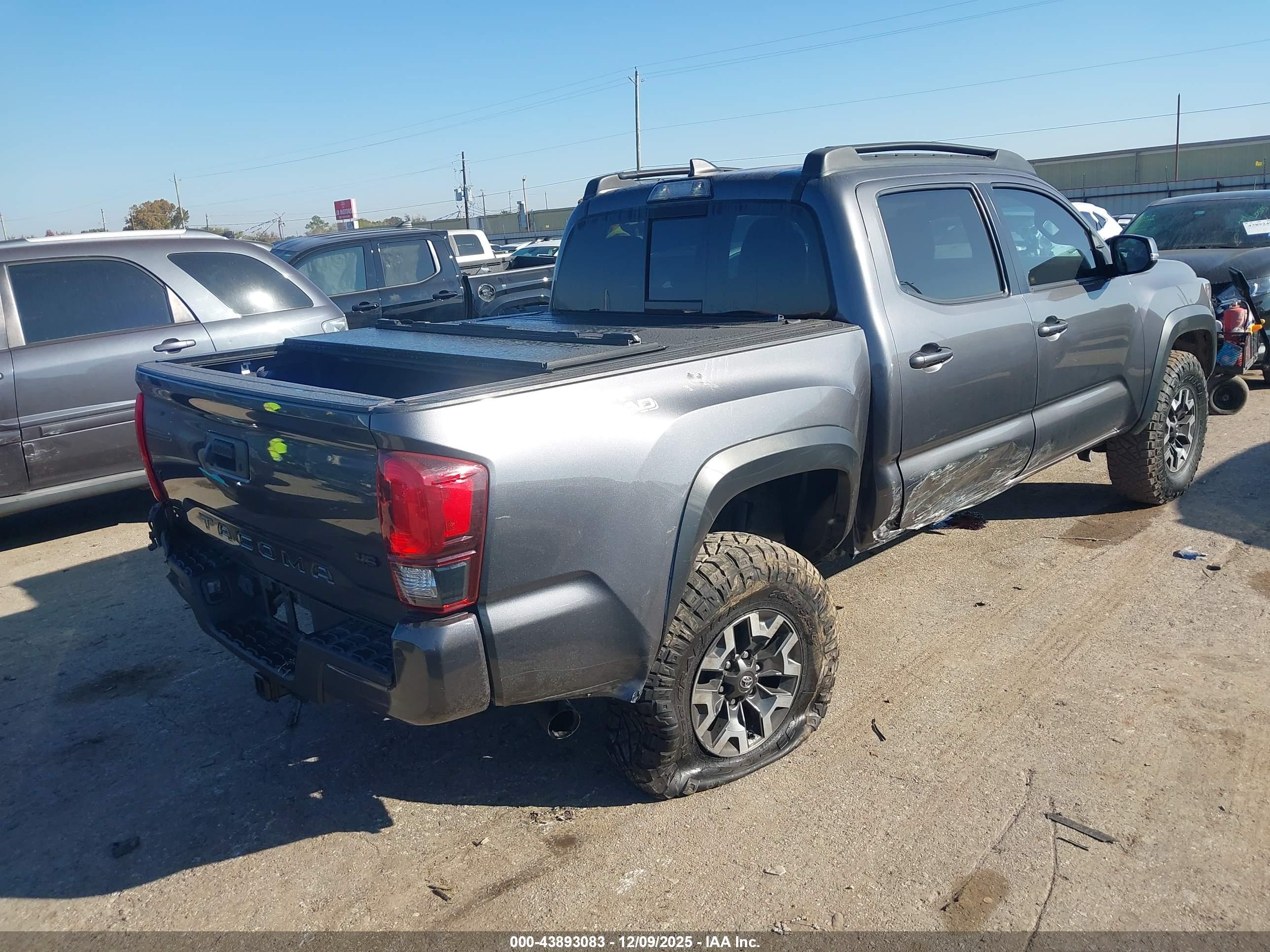 TOYOTA TACOMA image 4