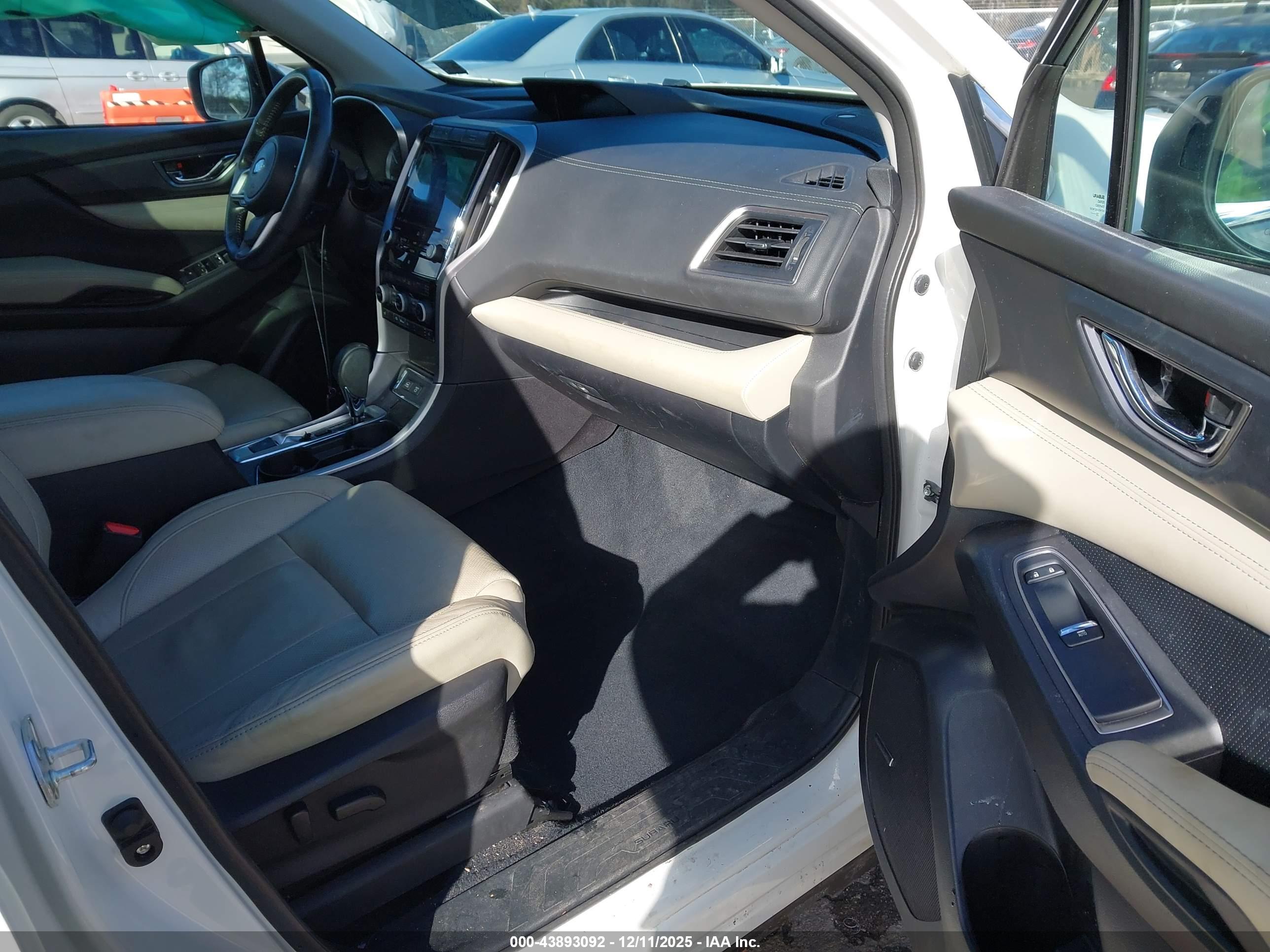 SUBARU ASCENT image 5