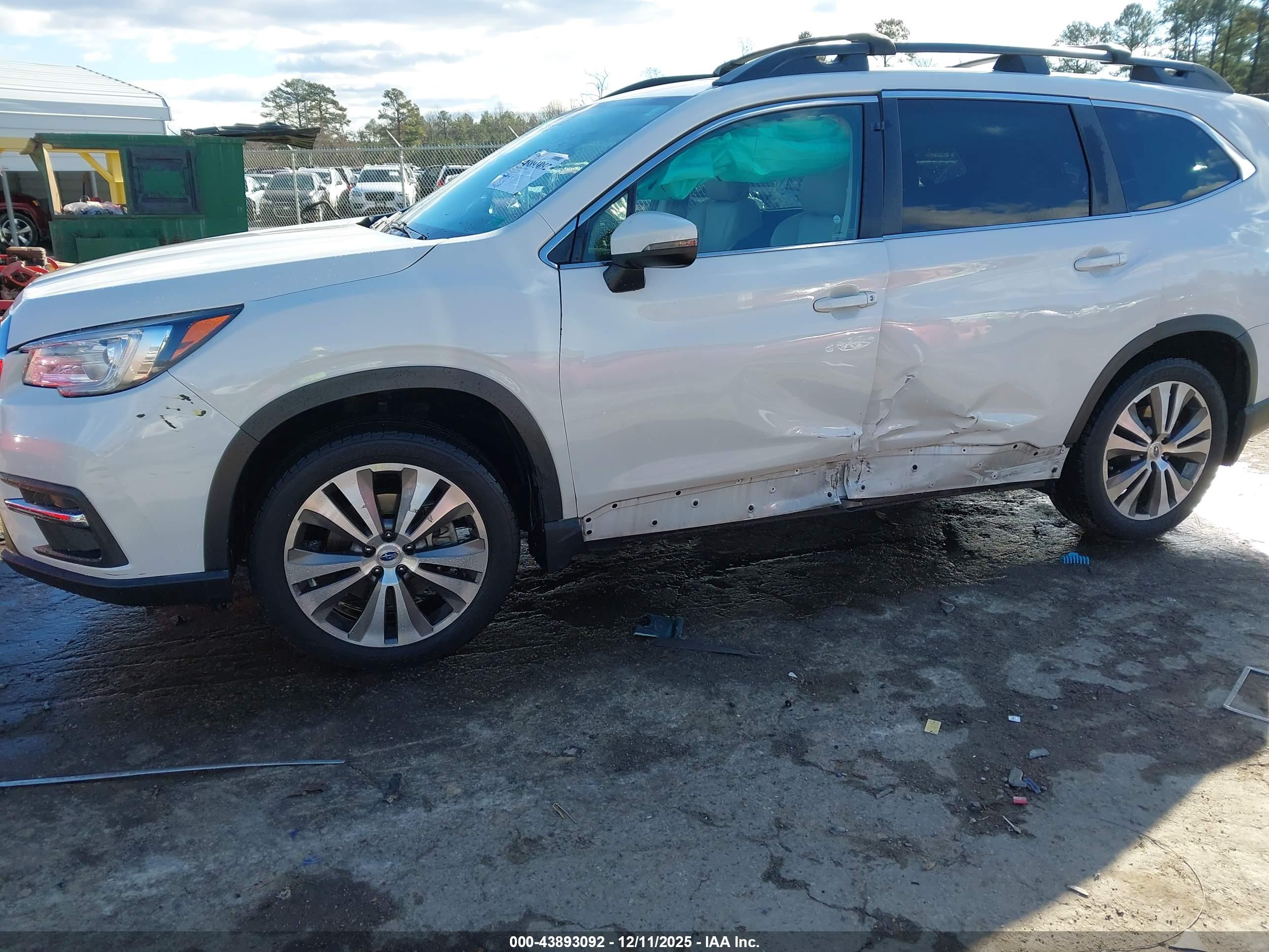 SUBARU ASCENT image 6