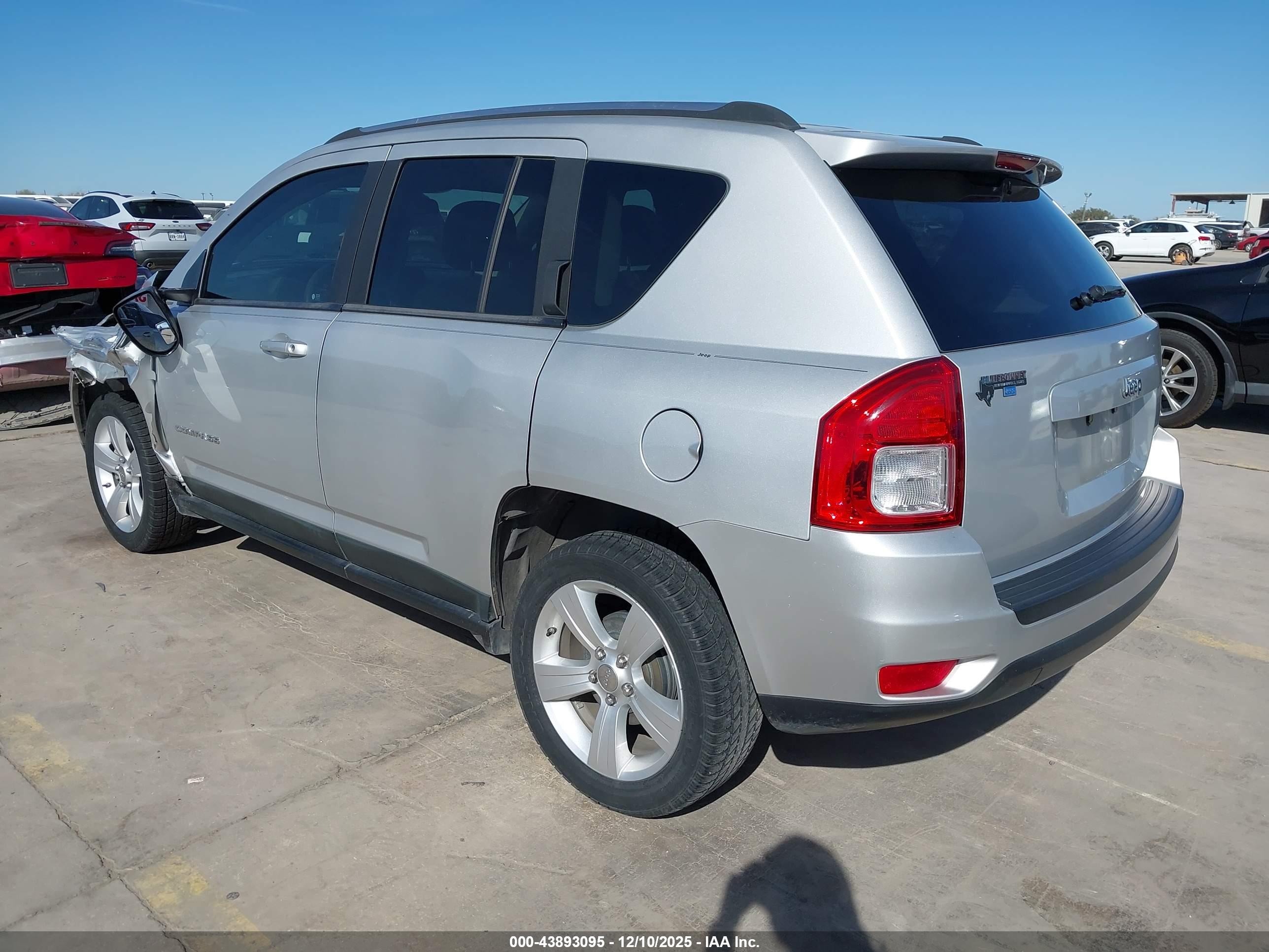 JEEP COMPASS image 3