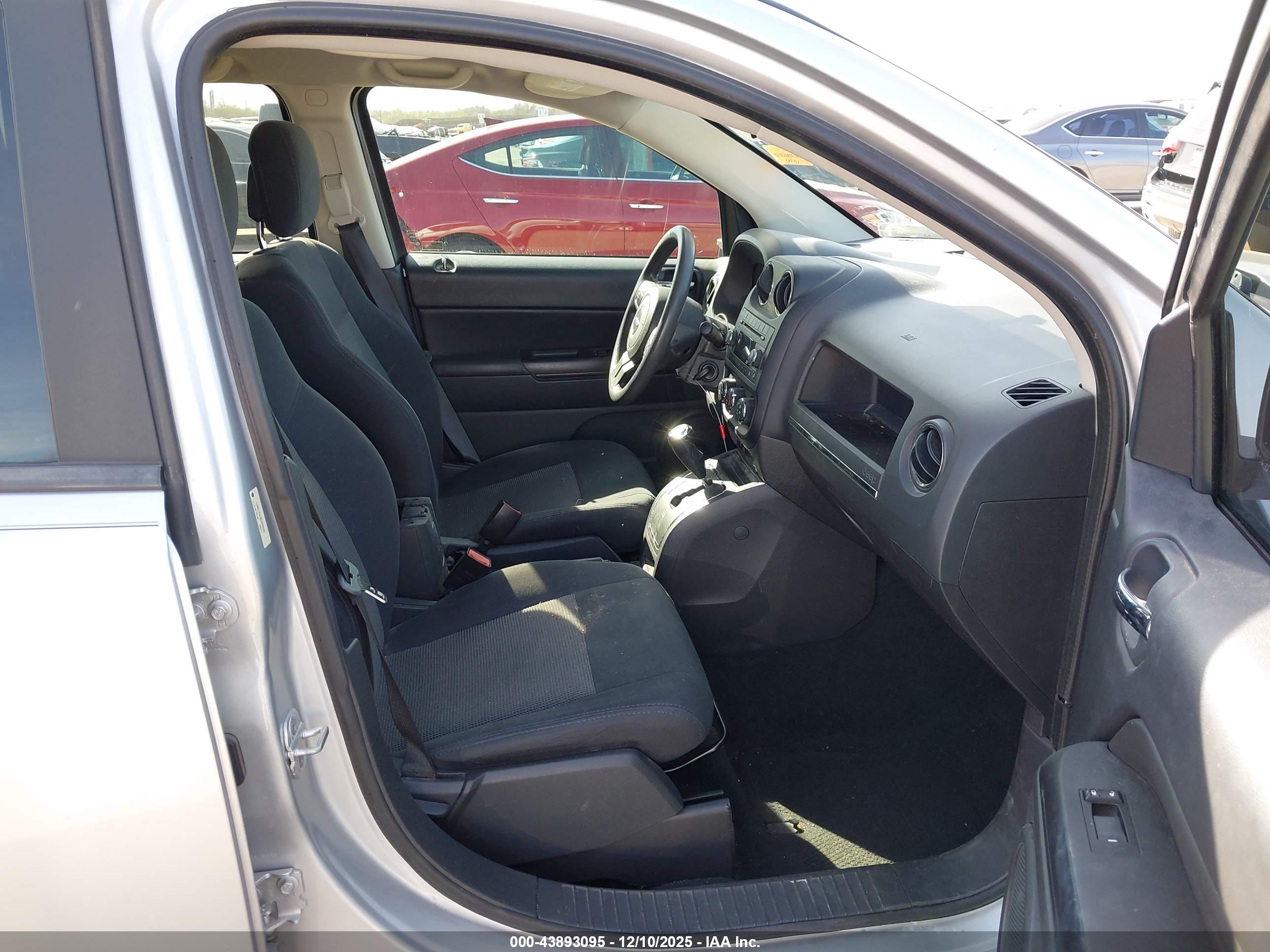 JEEP COMPASS image 5