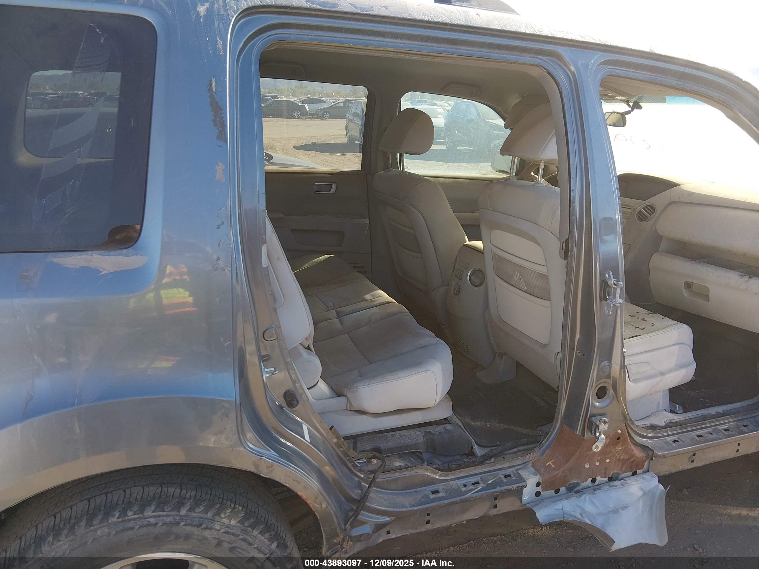 HONDA PILOT image 8