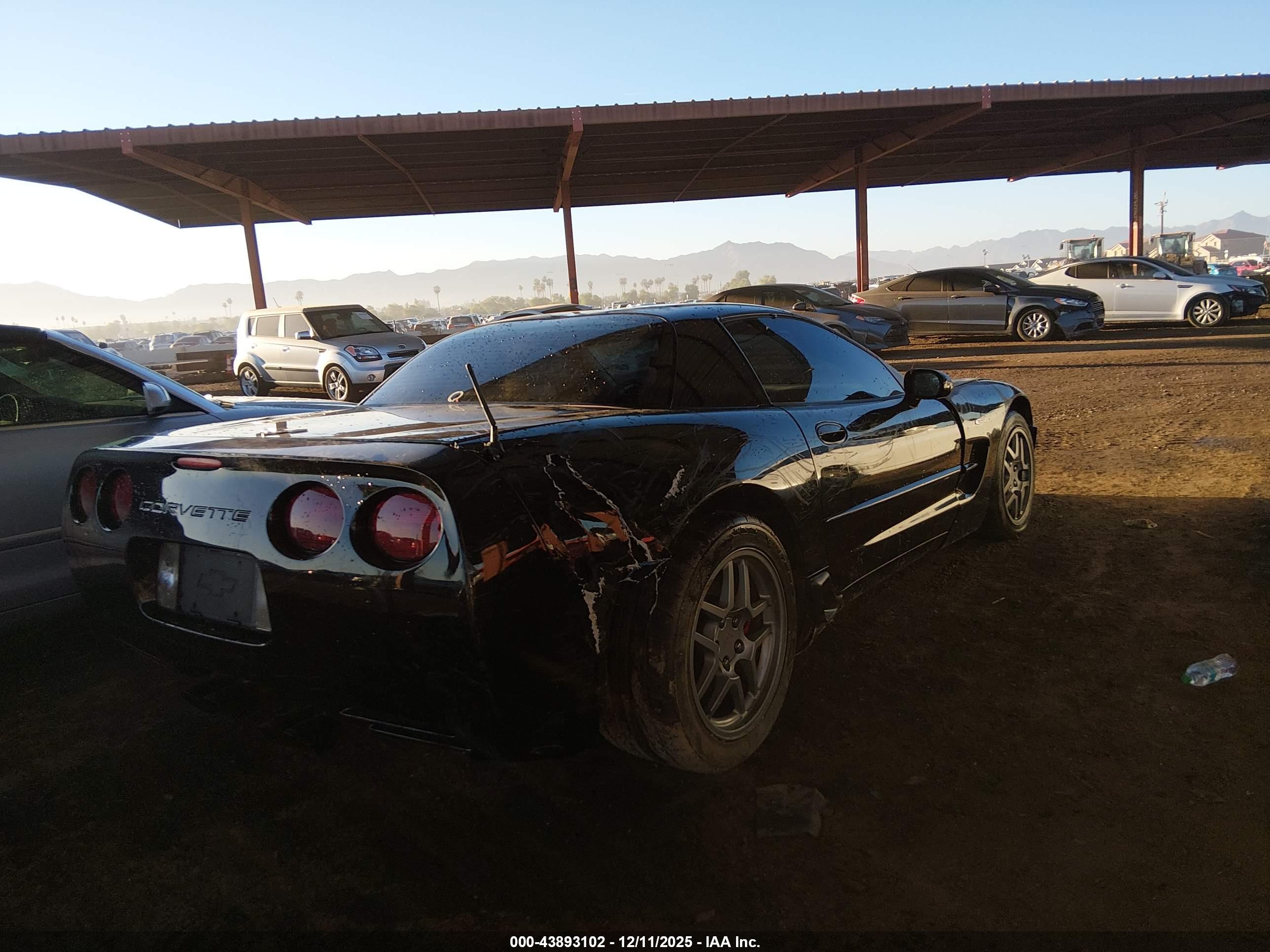 CHEVROLET CORVETTE image 4