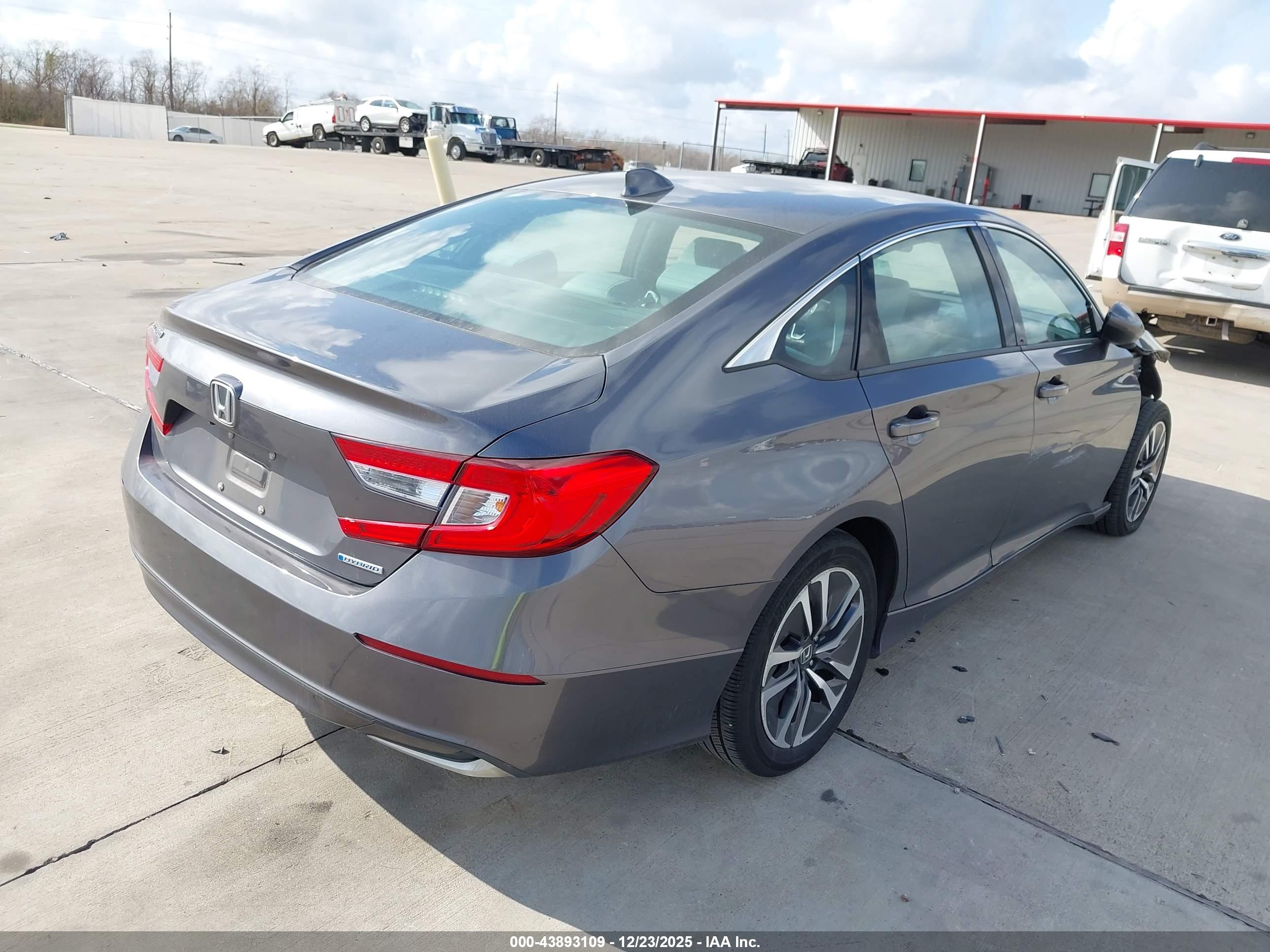 HONDA ACCORD image 4