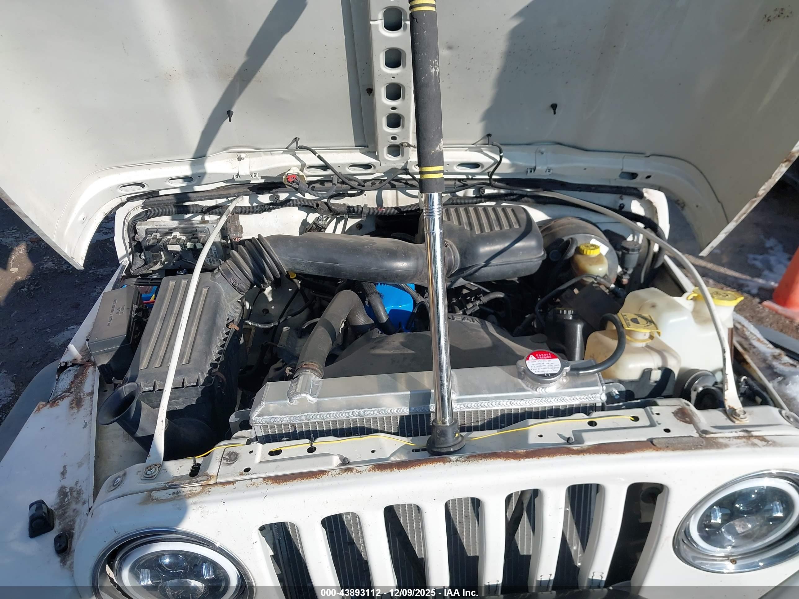 JEEP WRANGLER image 10